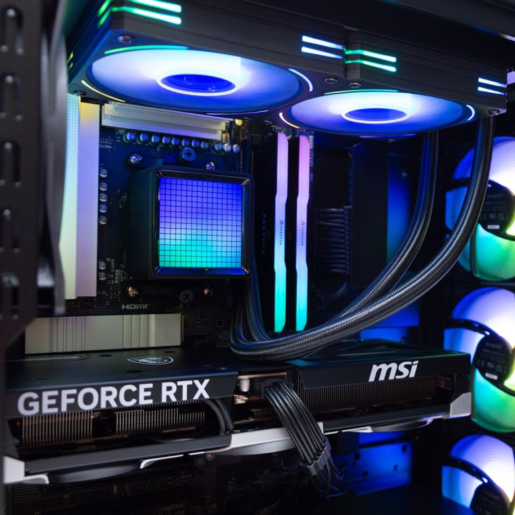 PcCom Ultimate PC Gaming Ryzen 7 9800X3D, RTX 5080, 32GB RAM, 2TB SSD M.2, Windows 11 Pro, Ordenador Gaming Alto Rendimiento 4K Streaming