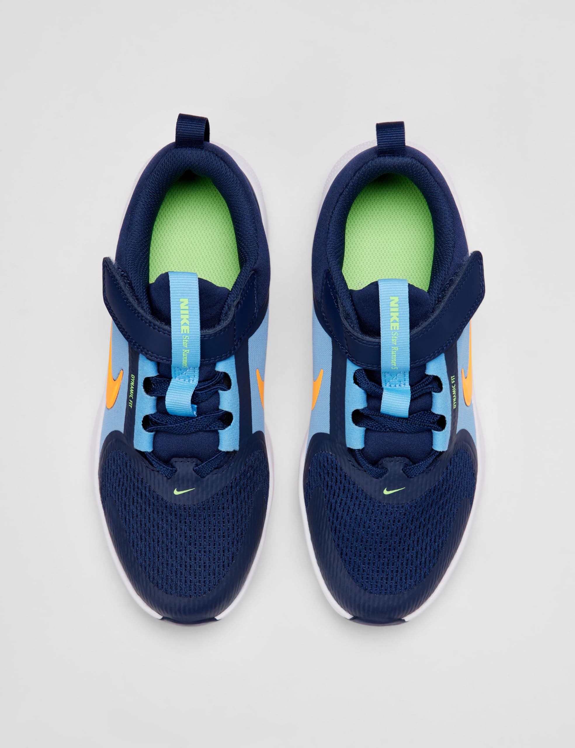 Nike Unisex Kinder Nike Star Runner 5 (Gs) Fußballschuh