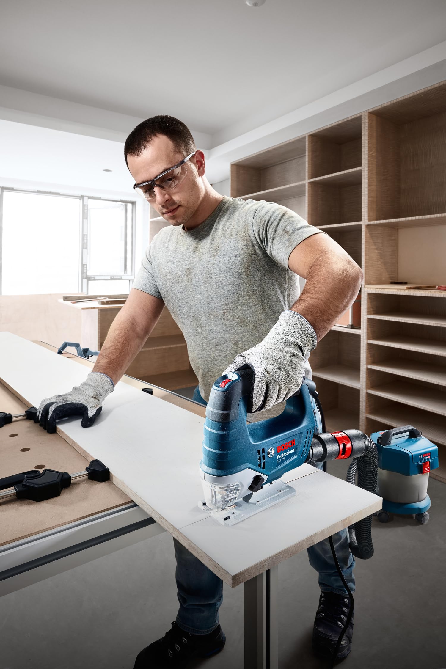 Bosch Professional GST 750 Sierra de calar
