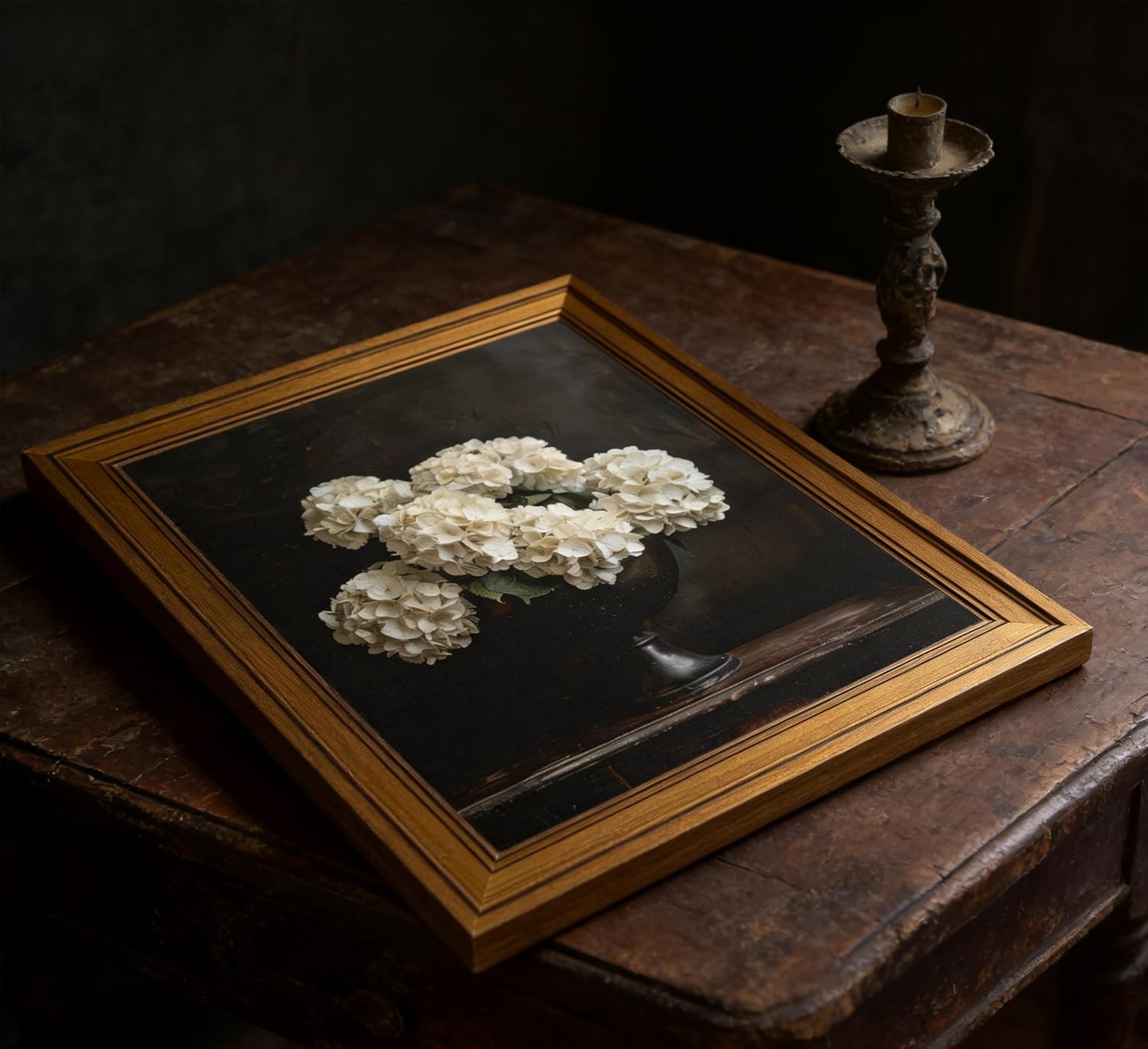 Vintage Gold Framed Hydrangea Wall Art Moody Flower Painting Picture Wall Decor Still Hydrangea Poster Print Artwork for Living room bedroom bathroom Home Decoration