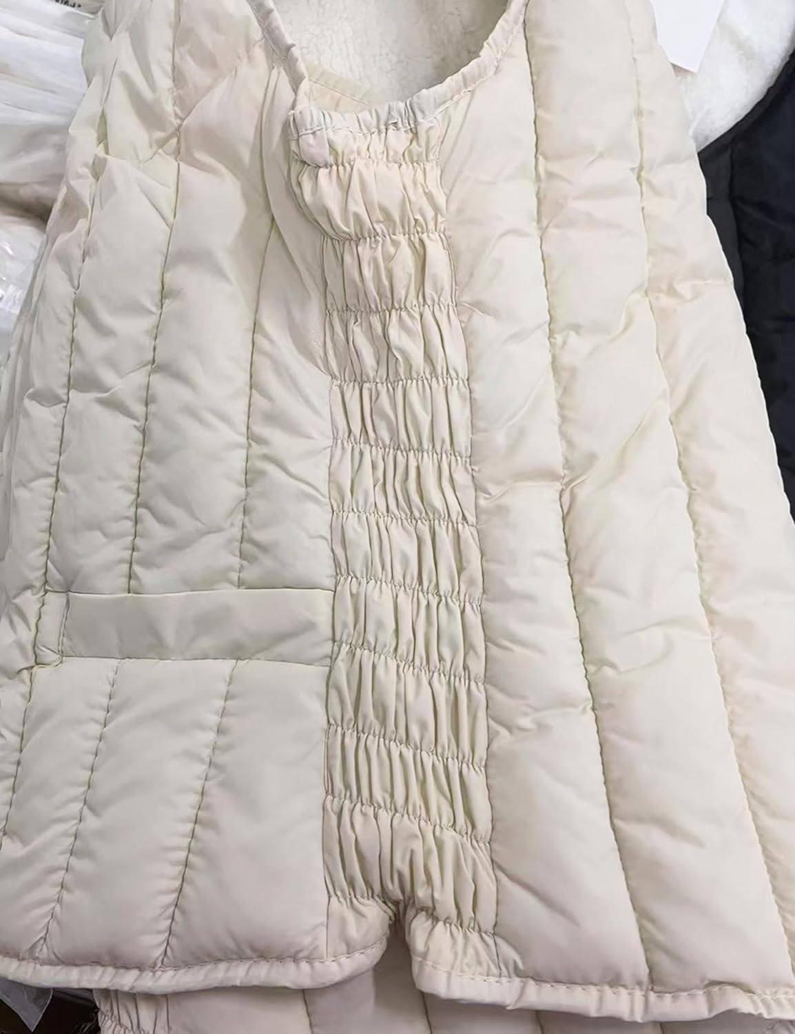 Cropped Sherpa Quilted Vest for Womens Lightweight Slim Fit Puffer Warm Outerwear Waistcoat Vest with Pockets(0376-Beige-L) - Image 4