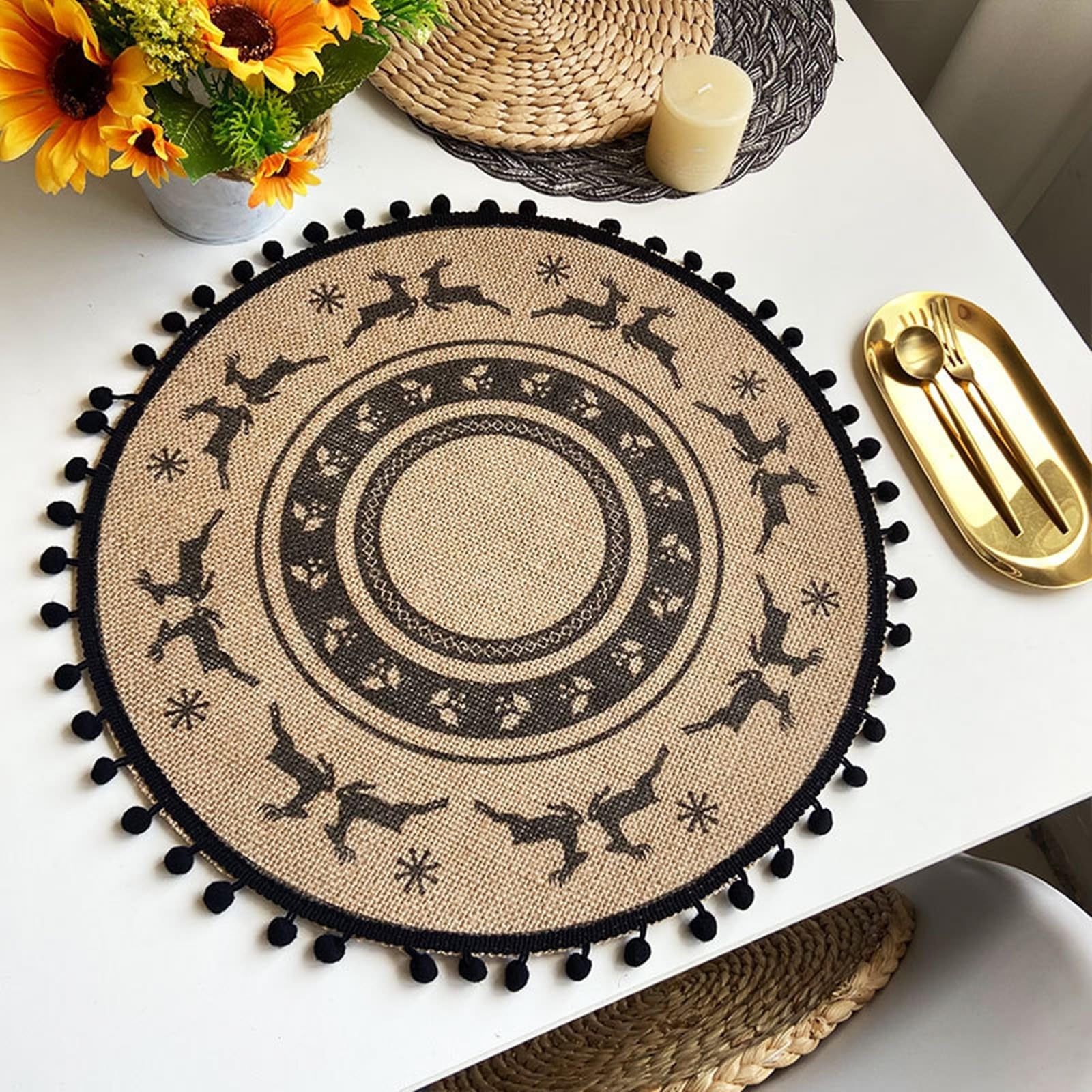 AMDXD Juego de 6 manteles individuales navideños modernos y redondos, de lino, manteles individuales navideños modernos con diseño navideño con bola, resistentes al calor, salvamanteles boho negros