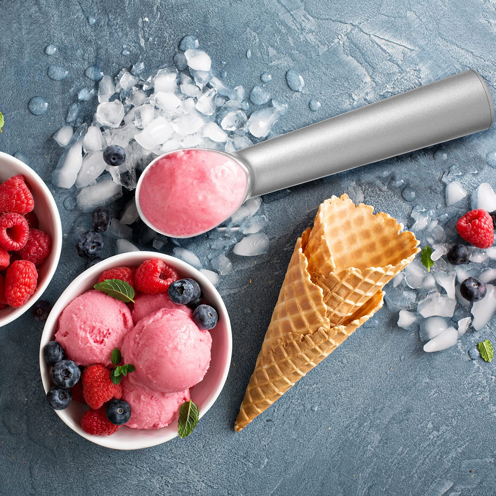 Nuenen Confezione da 5 contenitori per gelato da 1 qt, con coperchi in silicone e cucchiaio, per gelato fatto in casa, sorbetto e gelato, lavabili in lavastoviglie (blu, rosso, verde, arancione)