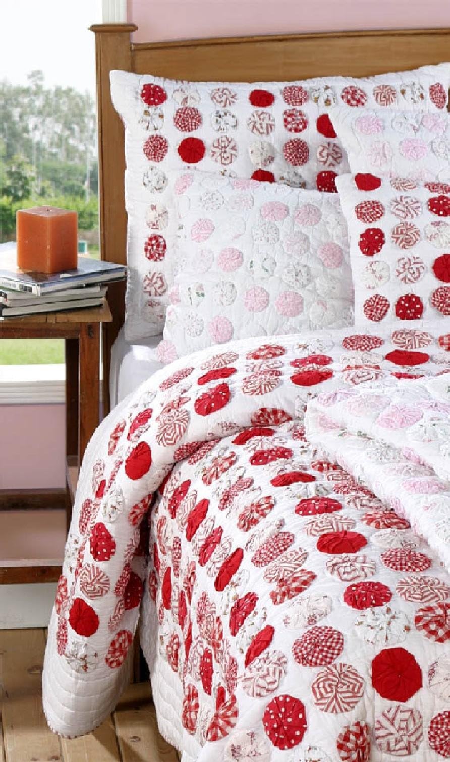 Amity Home Red Pom Pom King Quilt(2nd Quality)