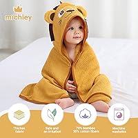 Vista 4 de MICHLEY Toalla de baño con capucha de viscosa de bambú para niños y niñas, 29.5 x 29.5 pulgadas, ultra suave y de secado rápido, bata de baño