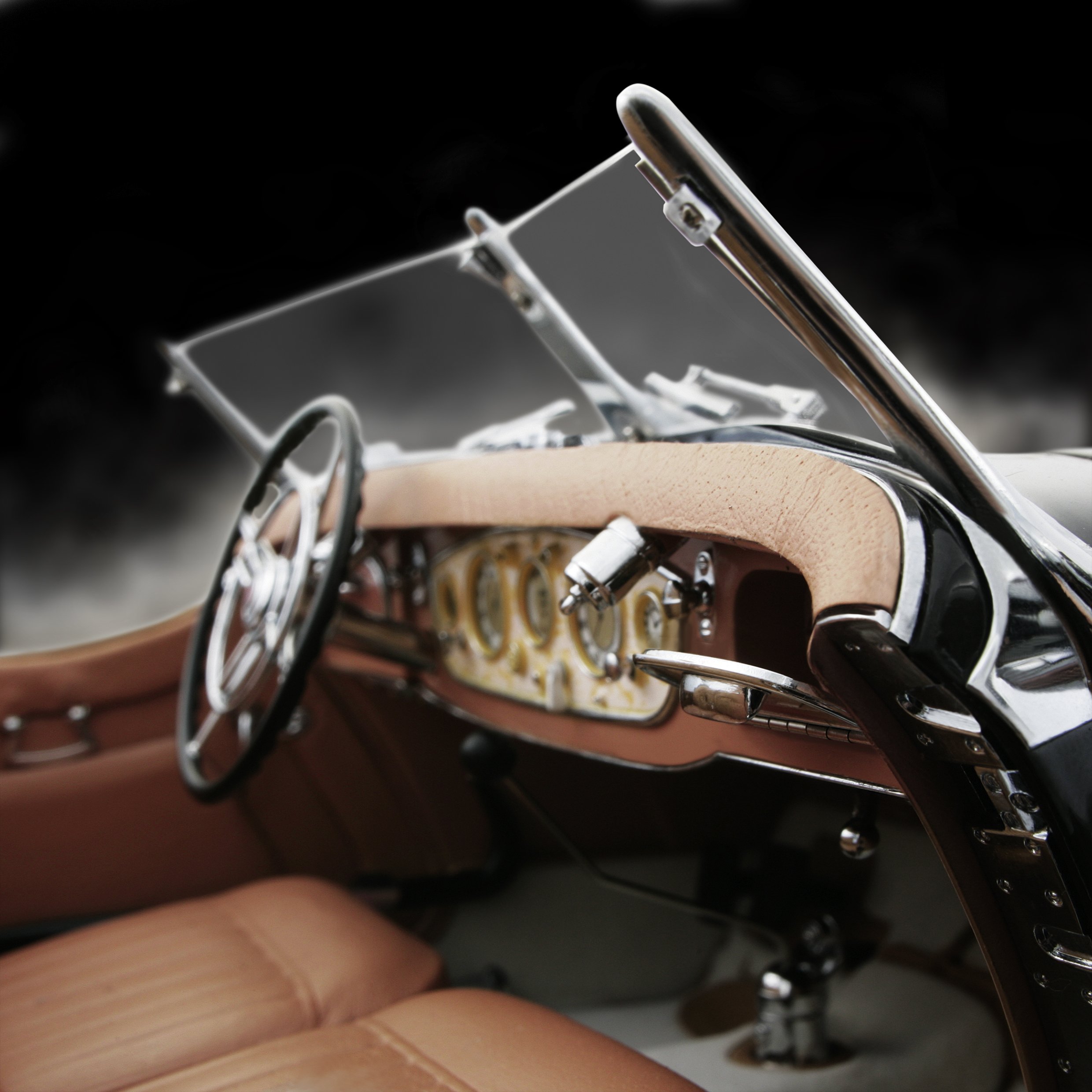 Bauer Exclusive Mercedes-Benz 500 K Spezial Roadster 1934: Originalgetreues, limitiertes Modellauto 1:12, Türen und Motorhaube beweglich, dunkelbraun (S018H)