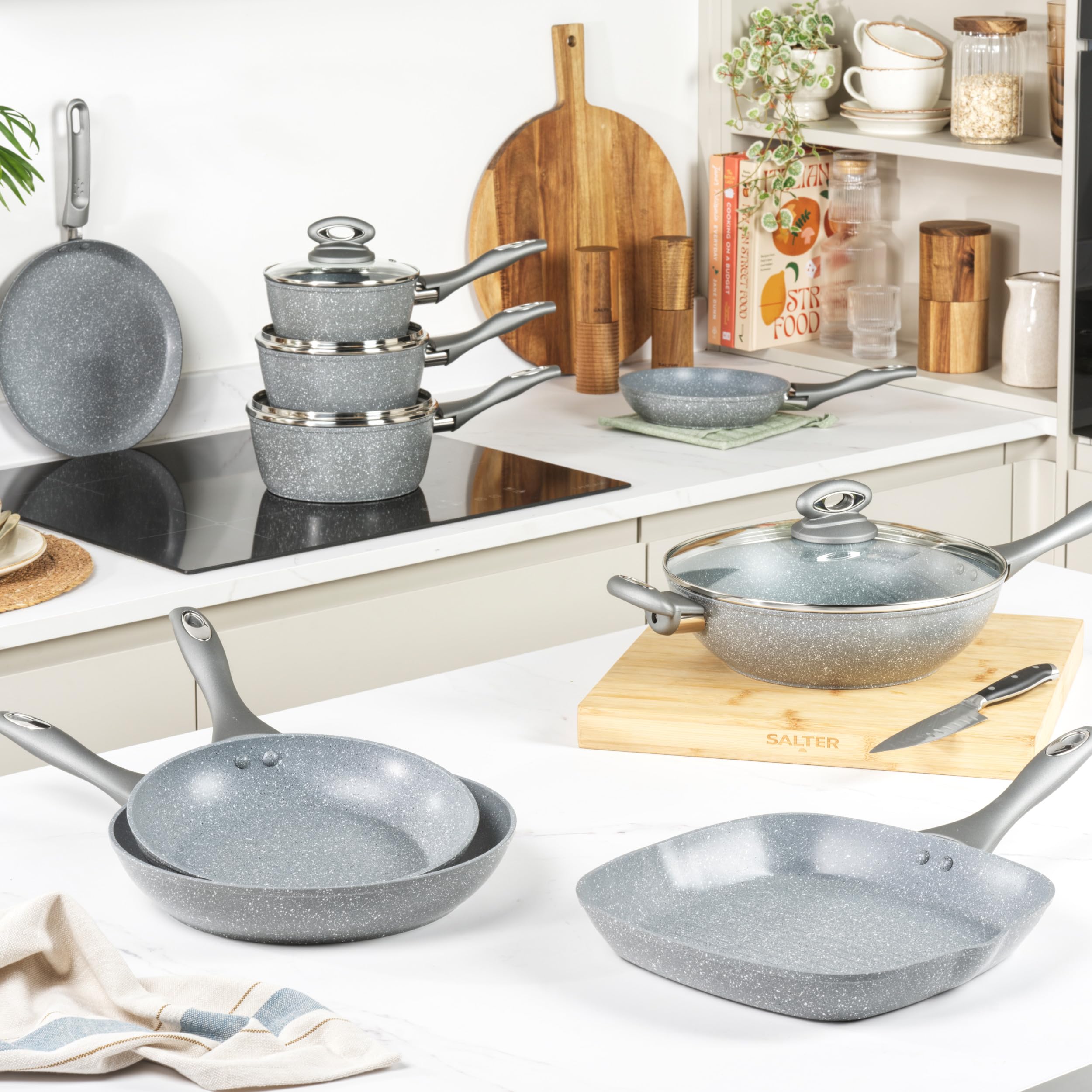 Salter COMBO-6440 zestaw garnków i patelni, 5 sztuk, z rondlami 16/18/20 cm, patelnie 20/24 cm, nieprzywierające, odpowiednie indukcyjnie, garnki do gotowania z pokrywkami, kute aluminium, kolekcja