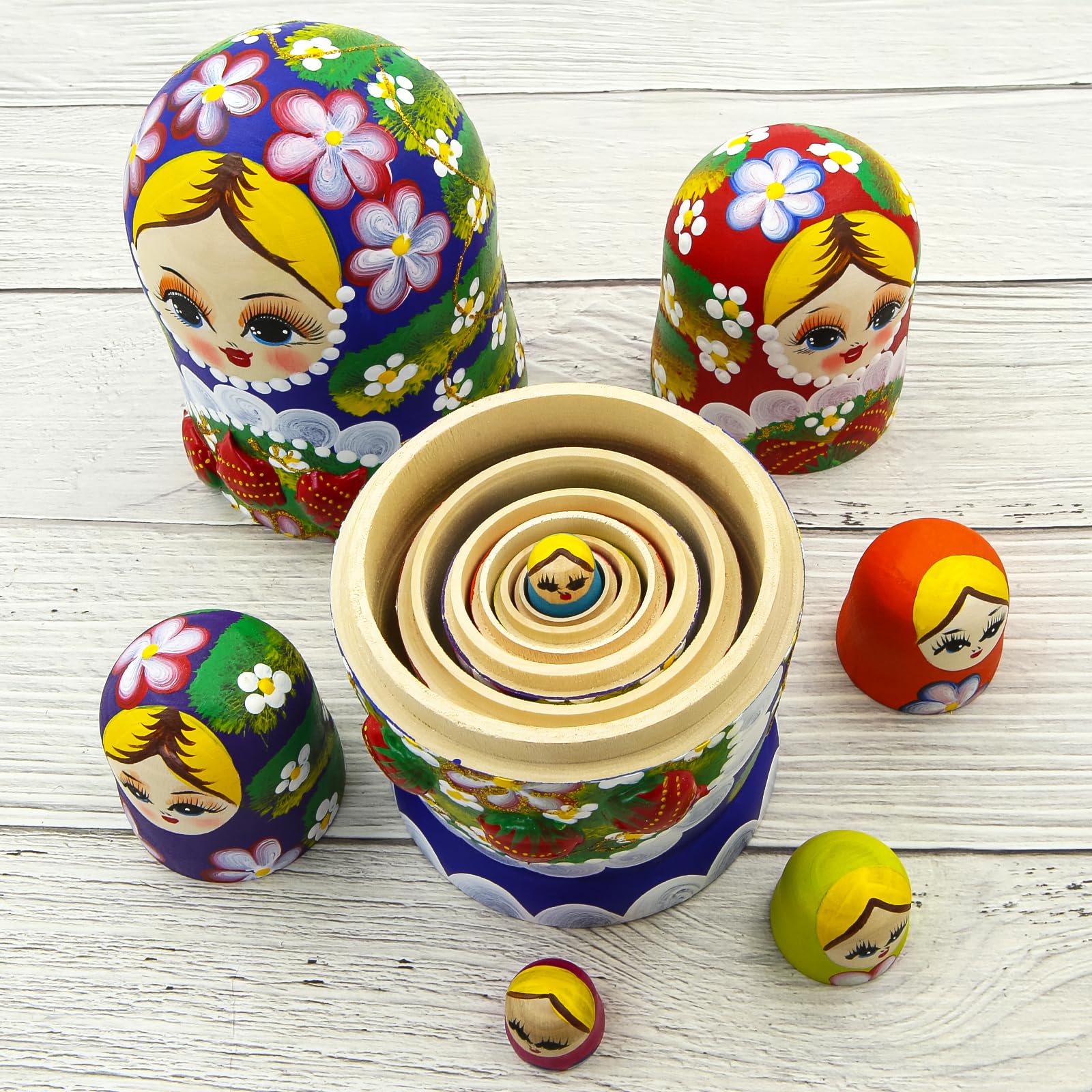 Matriosche russe in legno set di 7 bambole con fiori e bacche regalo festa della mamma