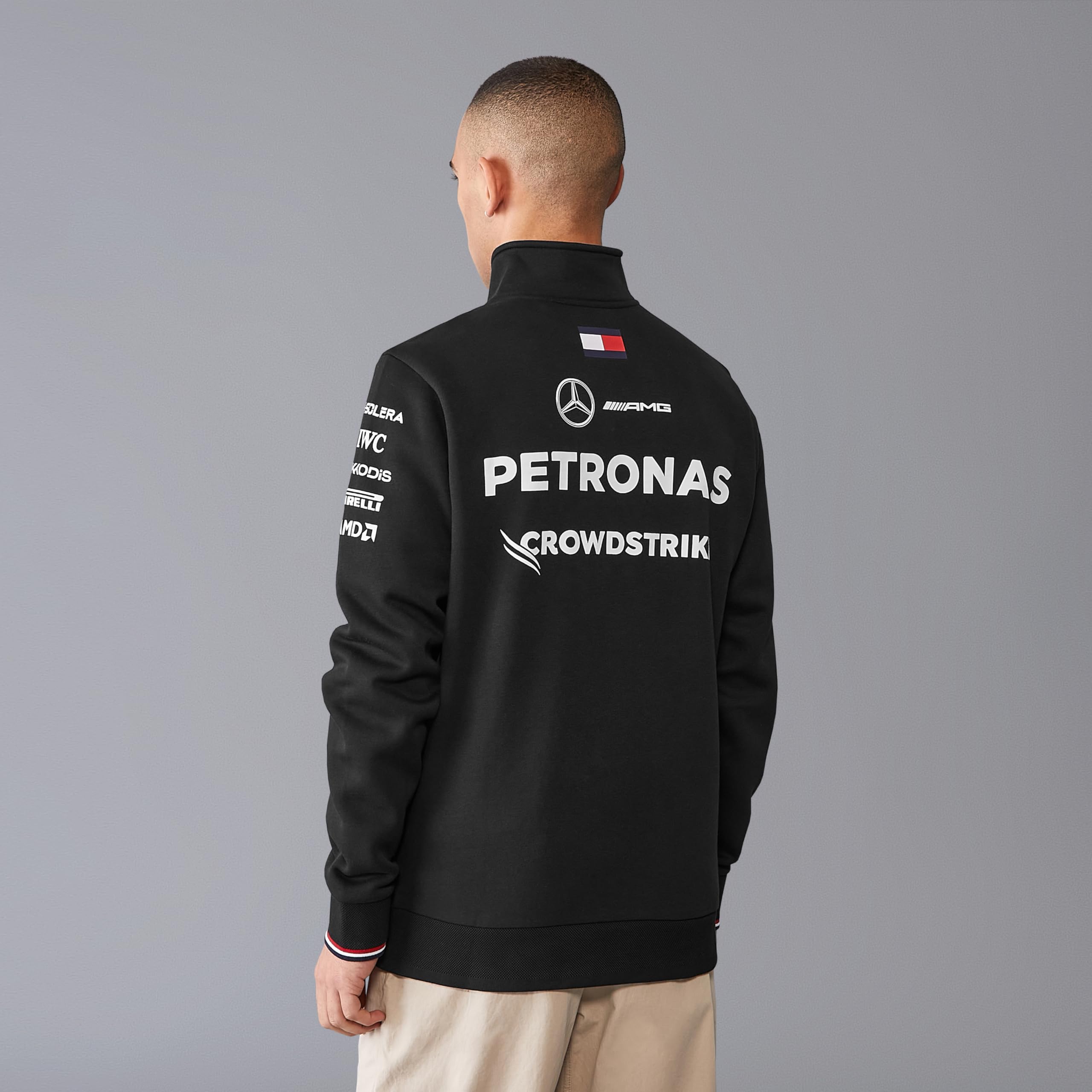 Mercedes AMG Petronas F1 Męski sweter z zamkiem błyskawicznym 2024 - czarny