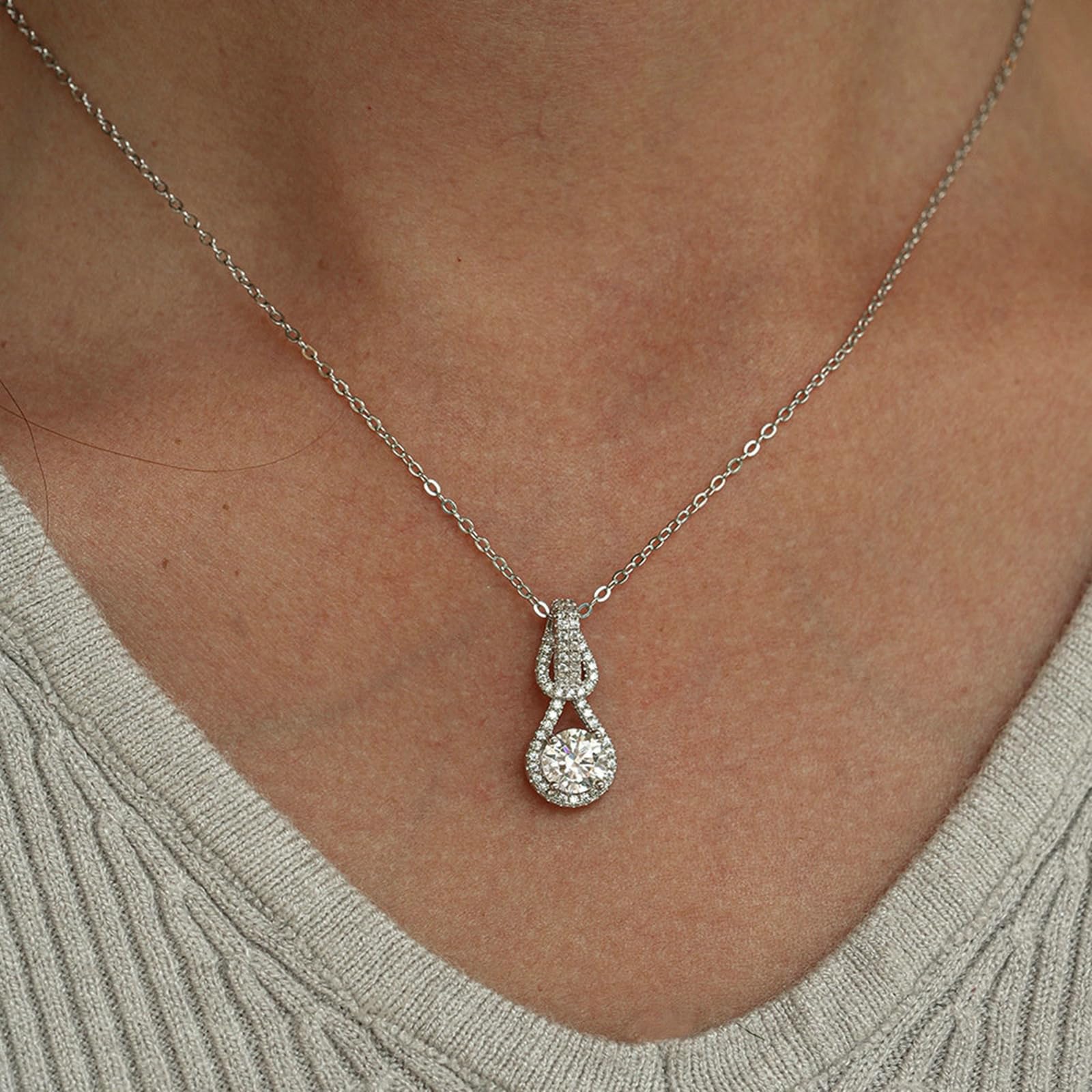 Collar con halo para mujer, oro de 9/14/18 quilates, collar con colgante redondo de moissanita de 1 quilate, oro real
