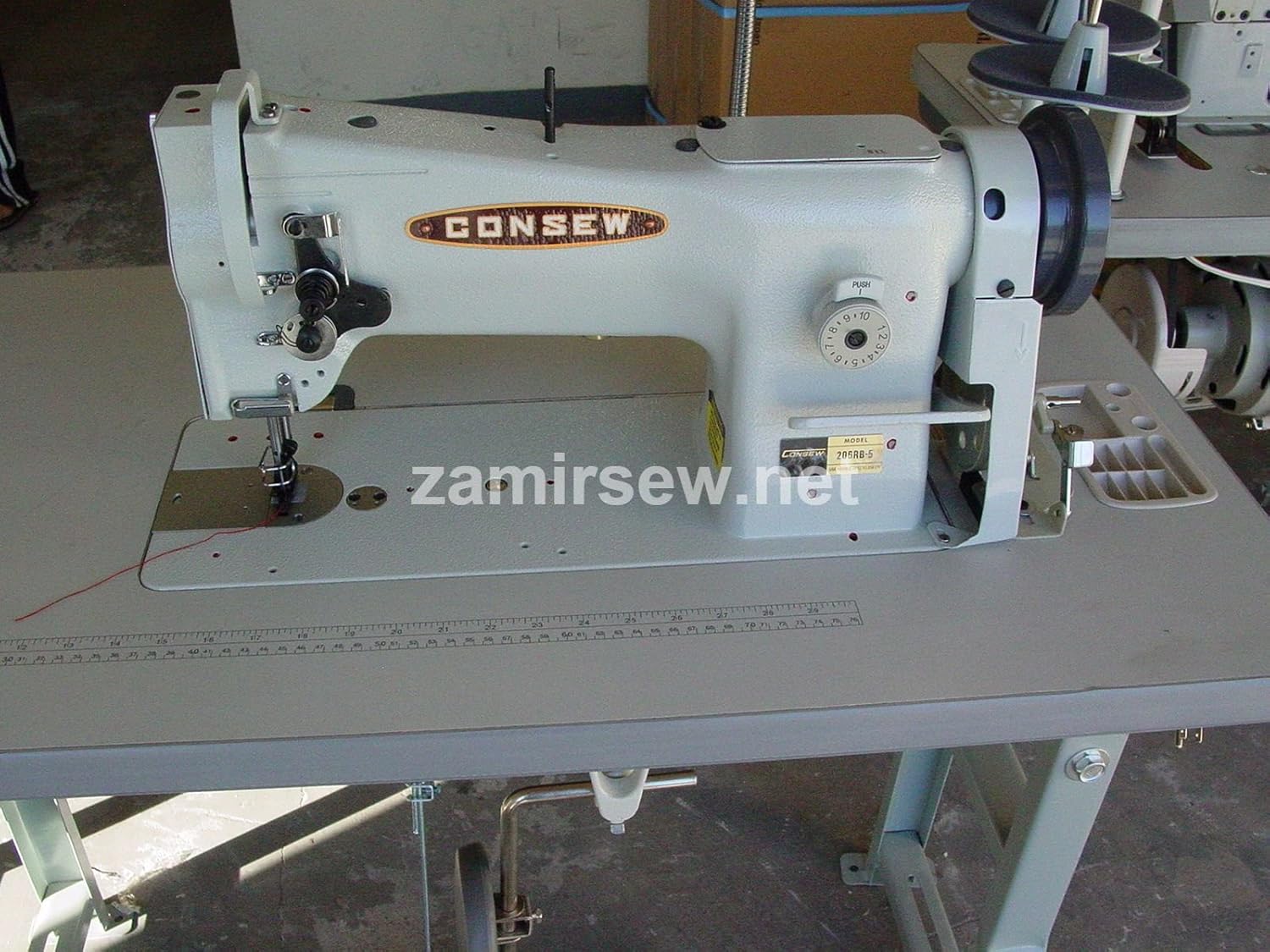 5 Best Commercial Sewing Machines (Sept. Update) 2023