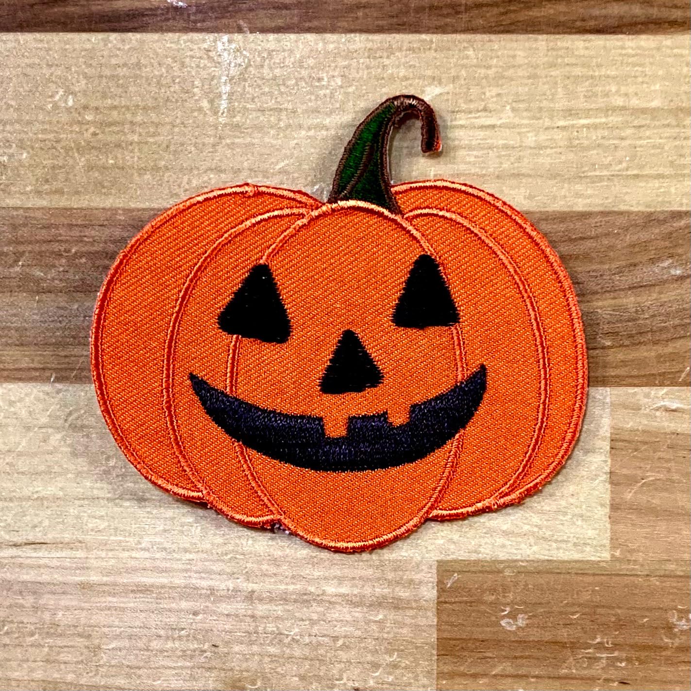 Amazon.com: Jack O Lantern Patch Embroidered Iron-On Halloween
