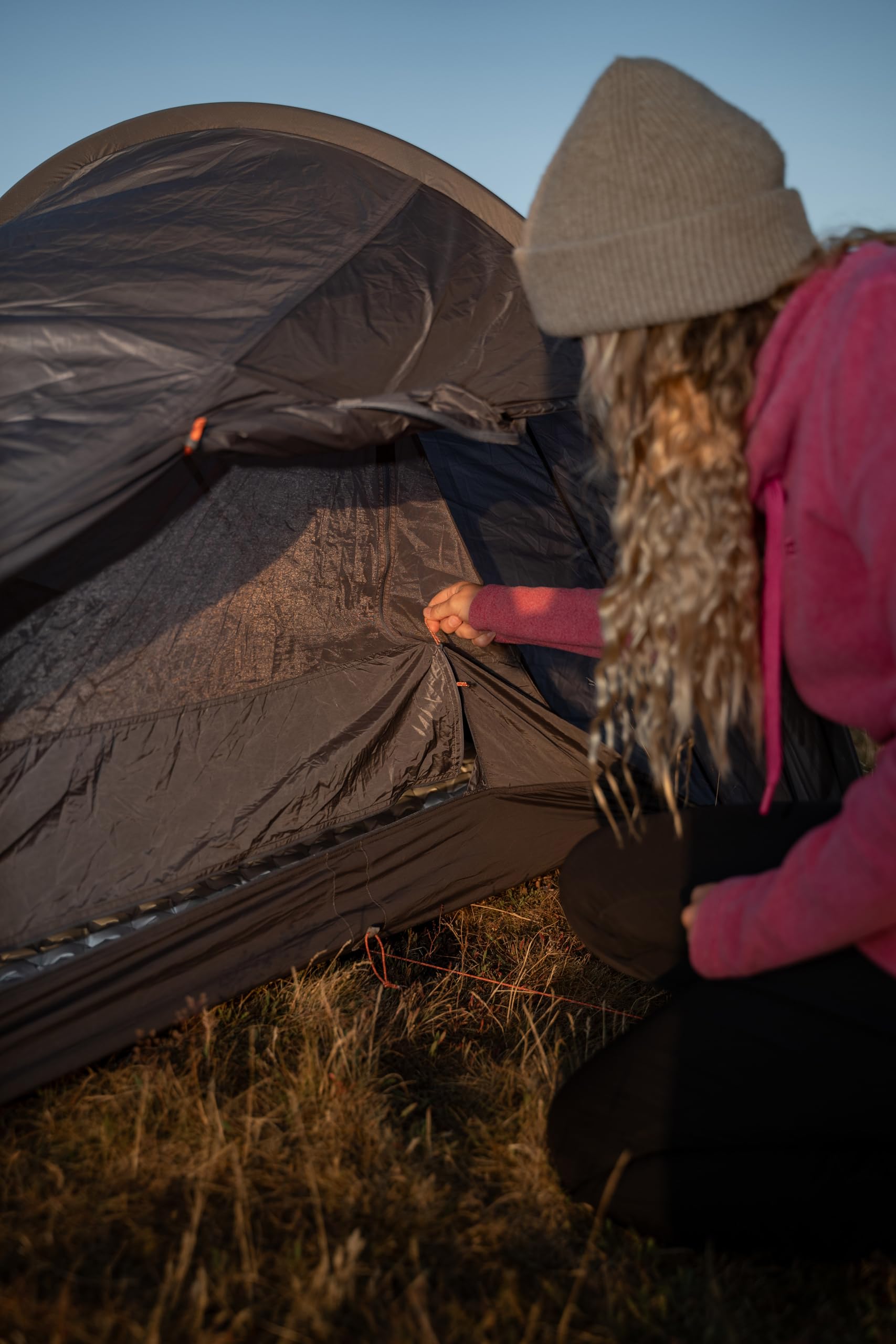 Lifesystems Solo Peak ultralekki namiot 3000 mm HH, całoroczny, 1-osobowy namiot Fast-Pitch do szybkiego pakowania, bikepackingu, dzikiego biwakowania, wędrówek i imprez