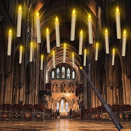 Spellbinding Floating Christmas Tree Candles