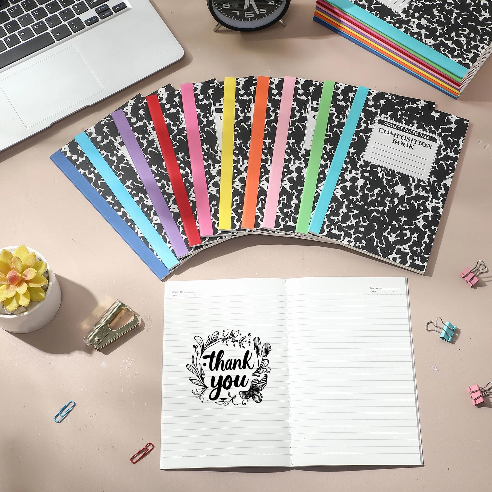 Fainne Lot de 100 carnets de composition A5 à lignes larges - Carnet de notes ligné pour étudiant, salle de classe, fournitures de bureau, 30 feuilles/60 pages (dos multicolore)