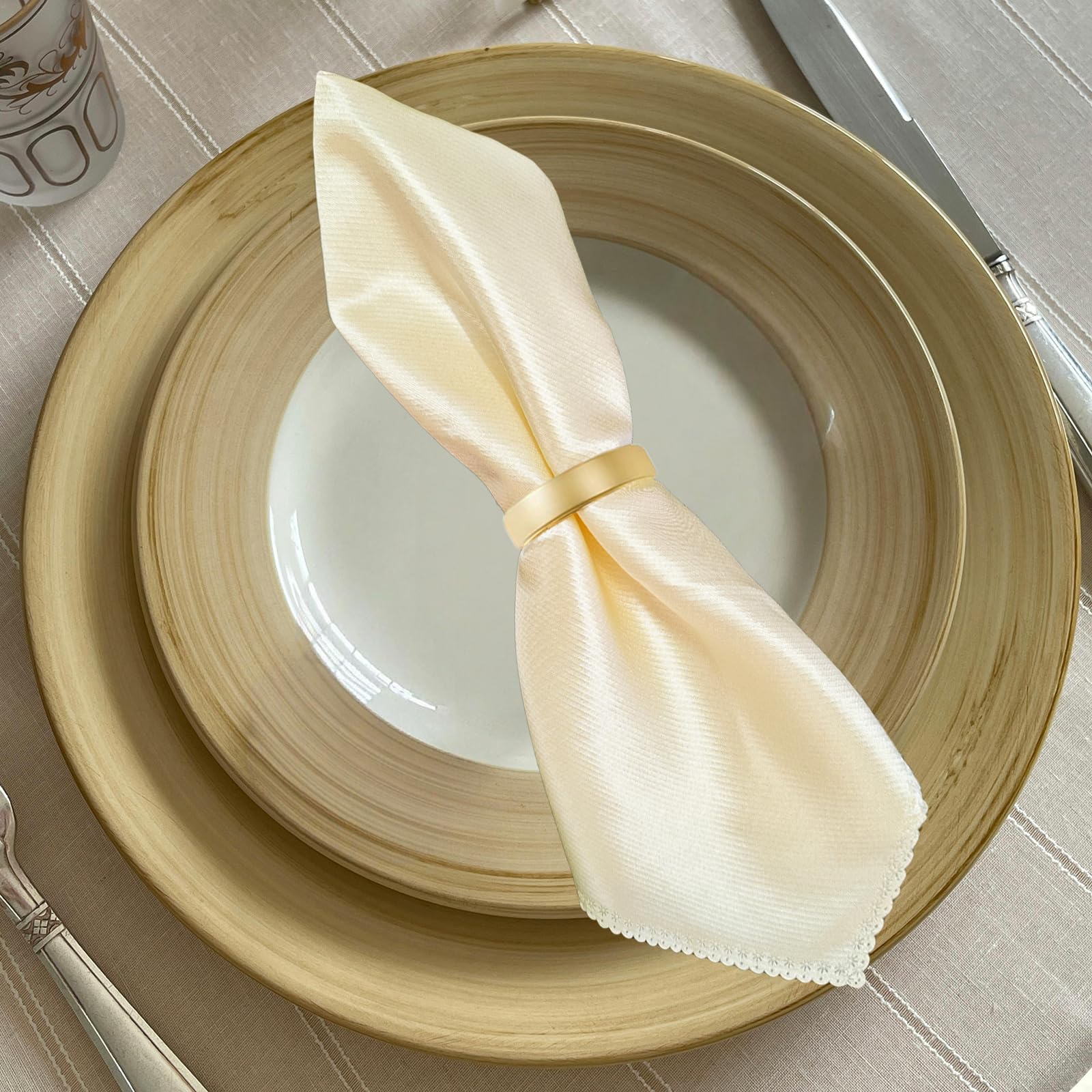 Lot de 80 ronds de serviette dorés en métal (demi-cercle) en acier inoxydable pour table de mariage, fête de Noël, dîner