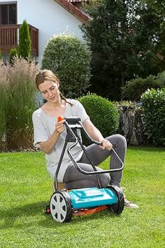 GARDENA Classic 330 手動芝刈り機 Amazon.com : Gardena Cylinder Lawnmower Classic - 330