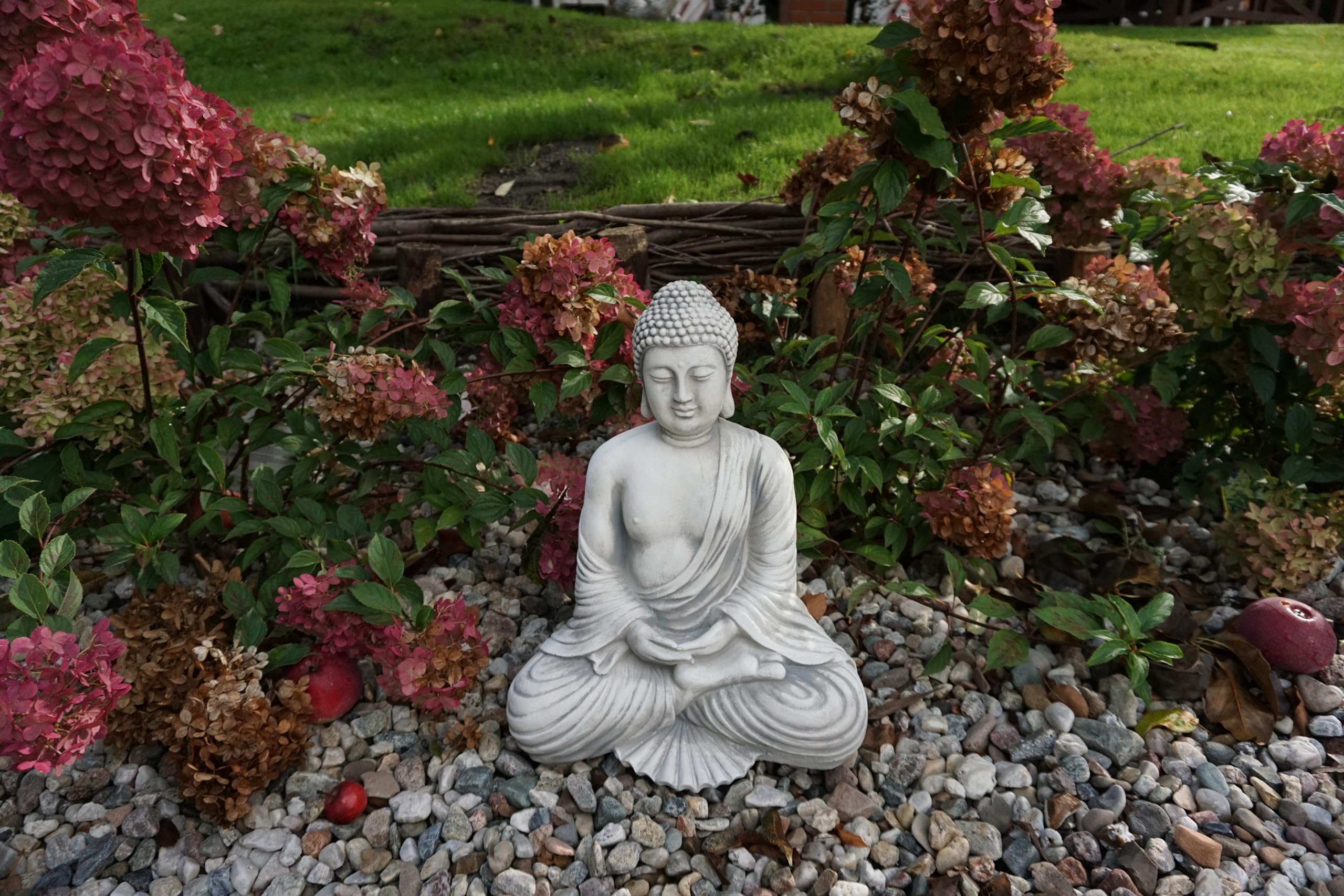 gartendekoparadies.de Buddha Figur, Steinfigur, H. 42 cm, 19 kg, Grau, frostsicher aus Steinguss für Außenbereich