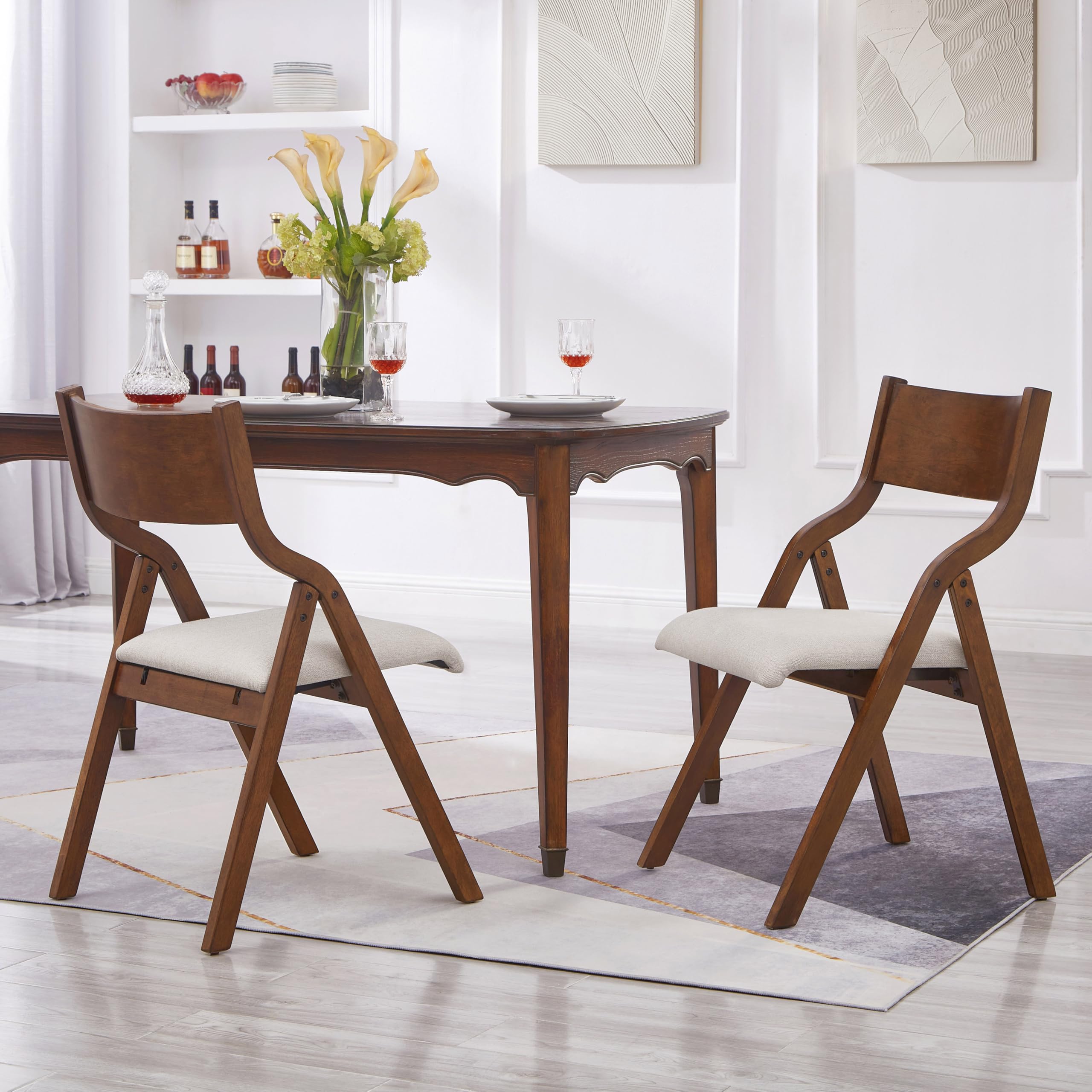 The Folding Chair That Fools Everyone