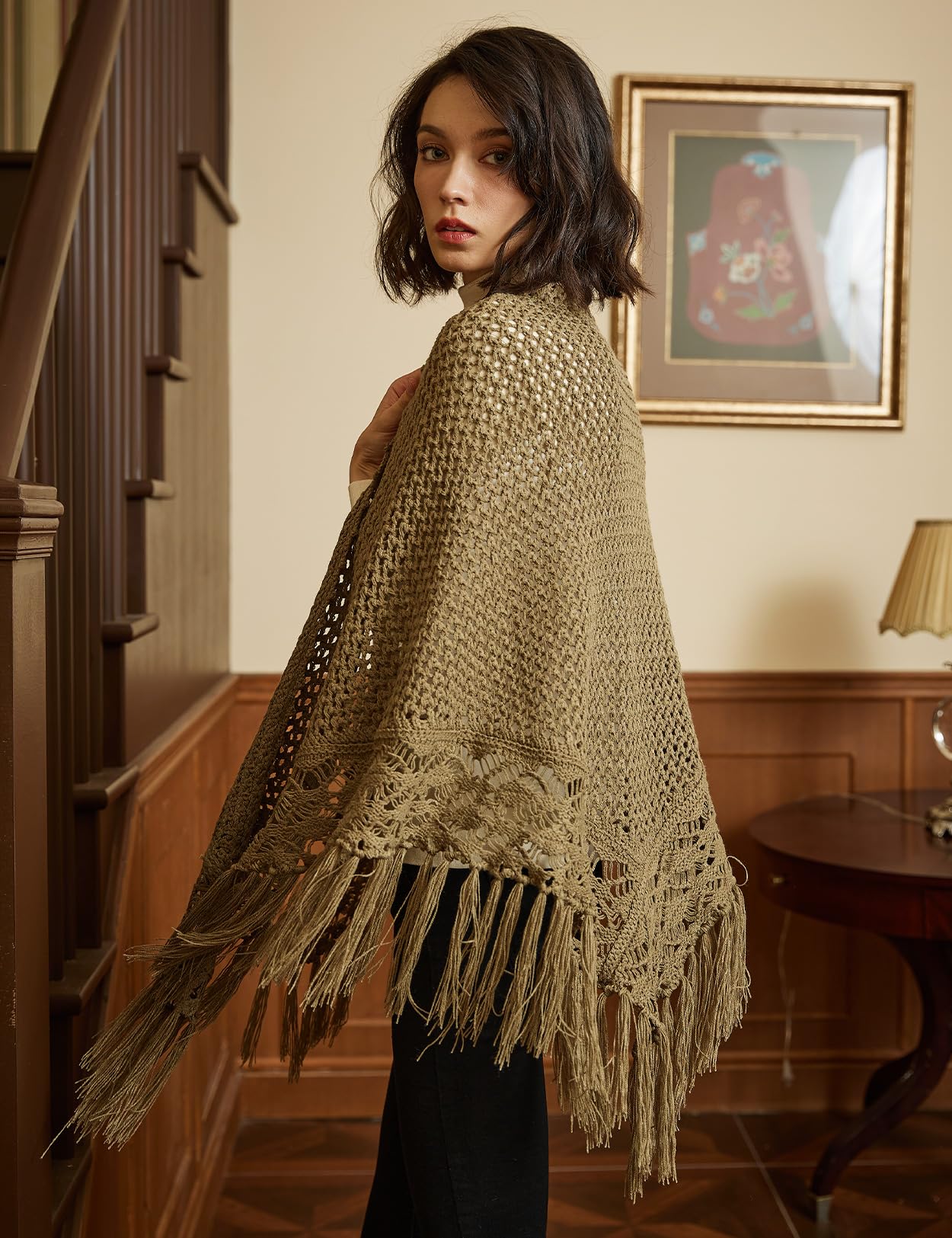 BEAUTELICATE Chal de Ganchillo Mujer Bufanda Punto Triangular Larga Flecos Estolas para Otoño Invierno