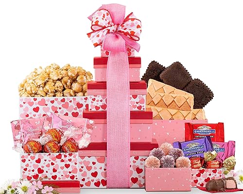 Tower of Hearts - Torre de regalo de chocolate y dulces disponible en Yaxa Colombia