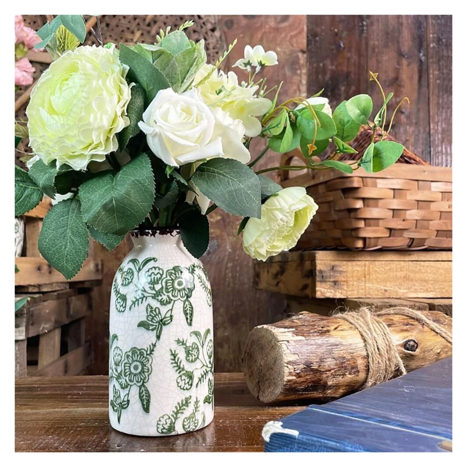 Vase en verre vert style rétro champêtre pour composition florale rustique