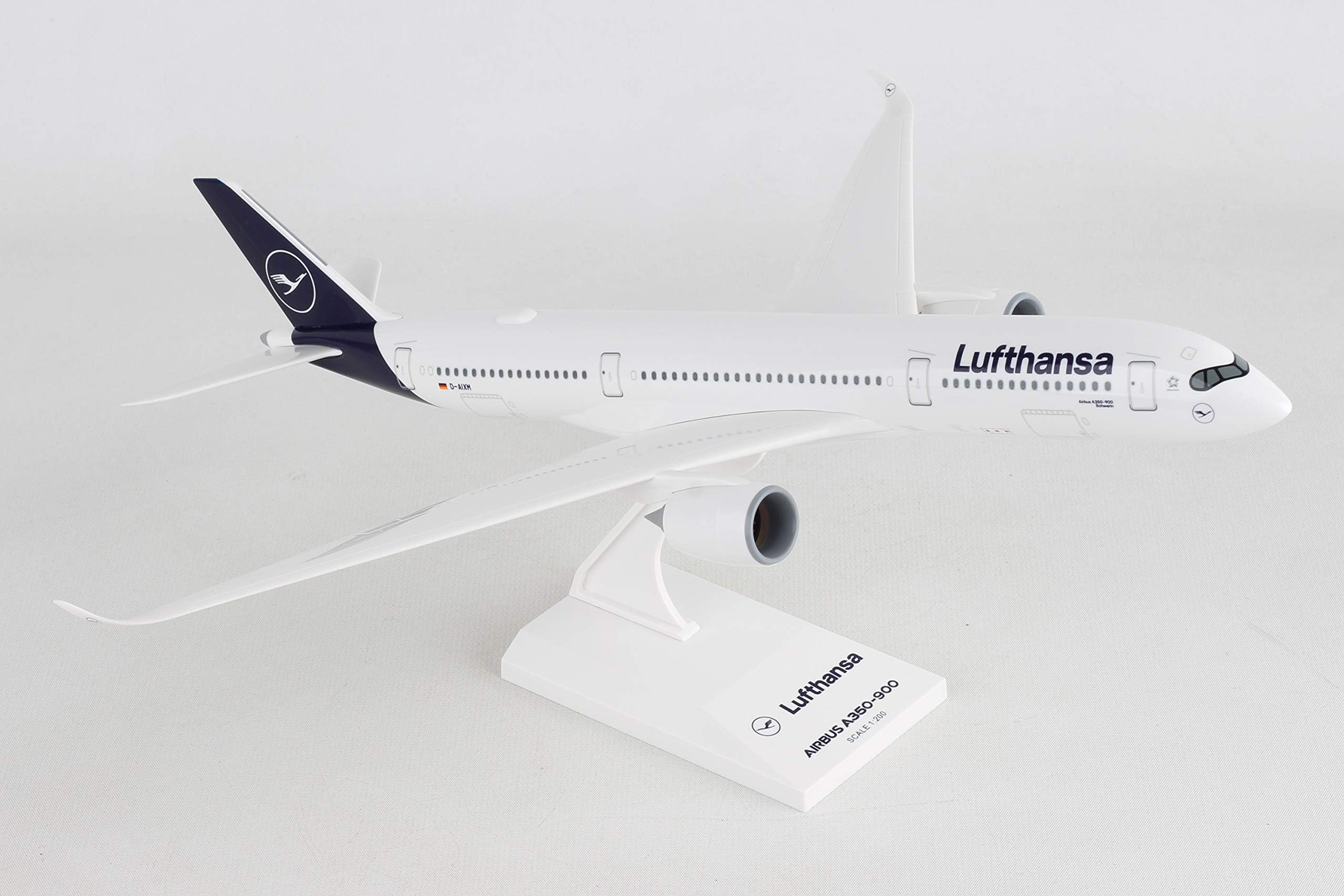 Lufthansa A350-900 1/200 Scale Model Airplane โ Officially Licensed Airbus Replica in New Livery with Display Stand for Ages 14+