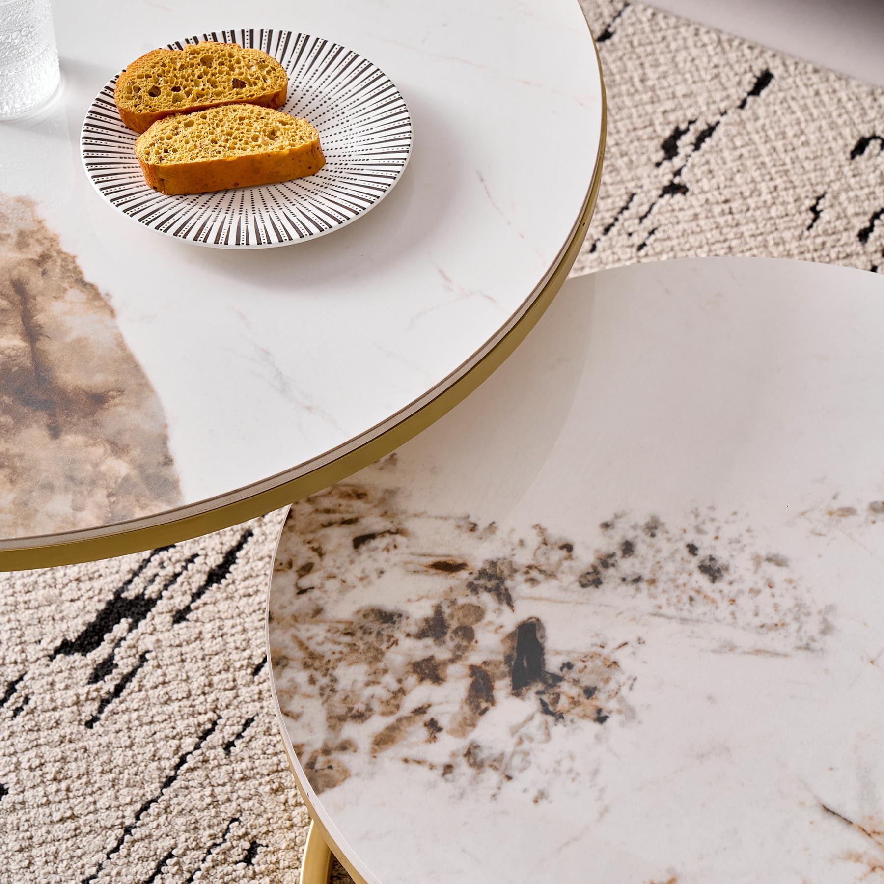 DEYARNA HOME Set van 2 ronde uitschuifbare salontafels met dienblad van technisch keramiek (niet van MDF), ideale bijzettafels voor woonkamer, slaapkamer, balkon (Pandora goud/60 80 cm DEYARNA HOME Set van 2 ronde uitschuifbare salontafels met dienblad van technisch keramiek (niet van MDF), ideale bijzettafels voor woonkamer, slaapkamer, balkon (Pandora goud/60 80 cm