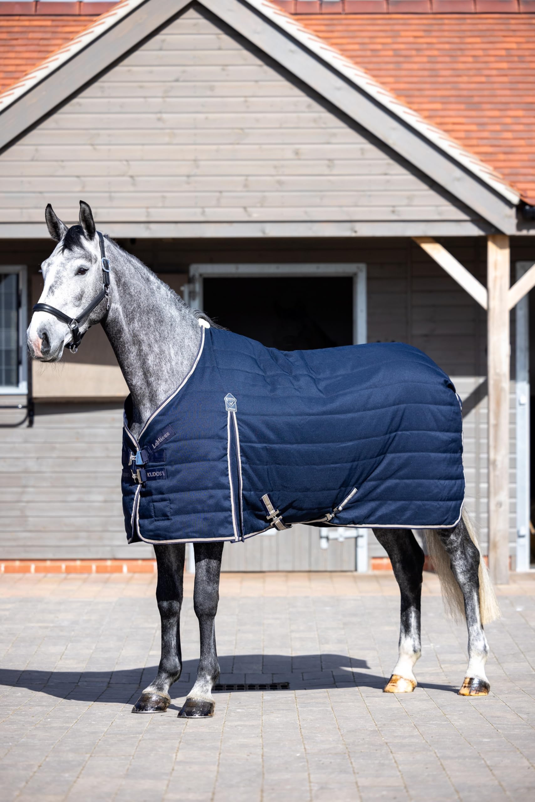 LeMieux Kudos Stable Blanket 50g - 1000D Ripstop Stain Repellent Outer - Navy - 6ft