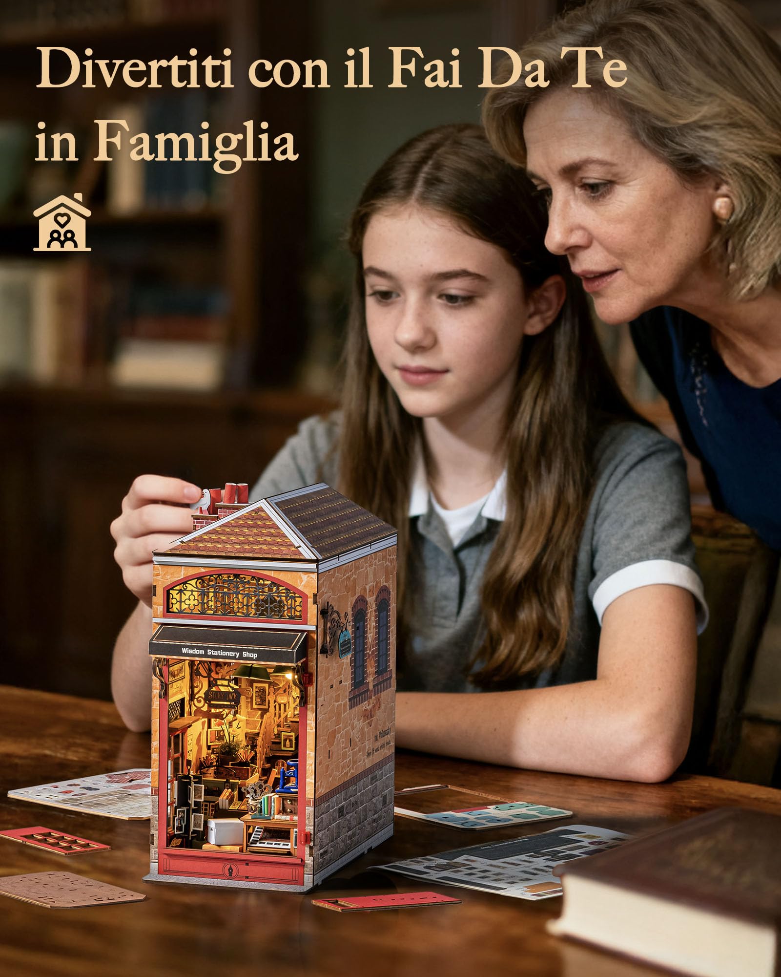 Rolife Book Nook Kit Miniature da Costruire DIY Booknook Cartoleria della Sapienza 3d Puzzle Legno con Luci Decorazione Libreria Casa Modellismo da Costruire Adulti Diorama Modellismo
