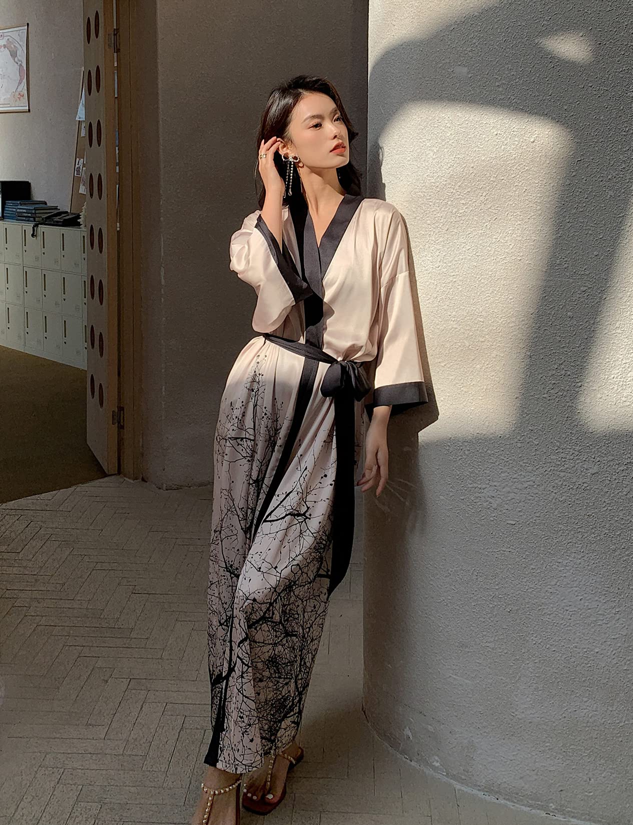 Kimono long en satin pour femme - Imprimé floral
