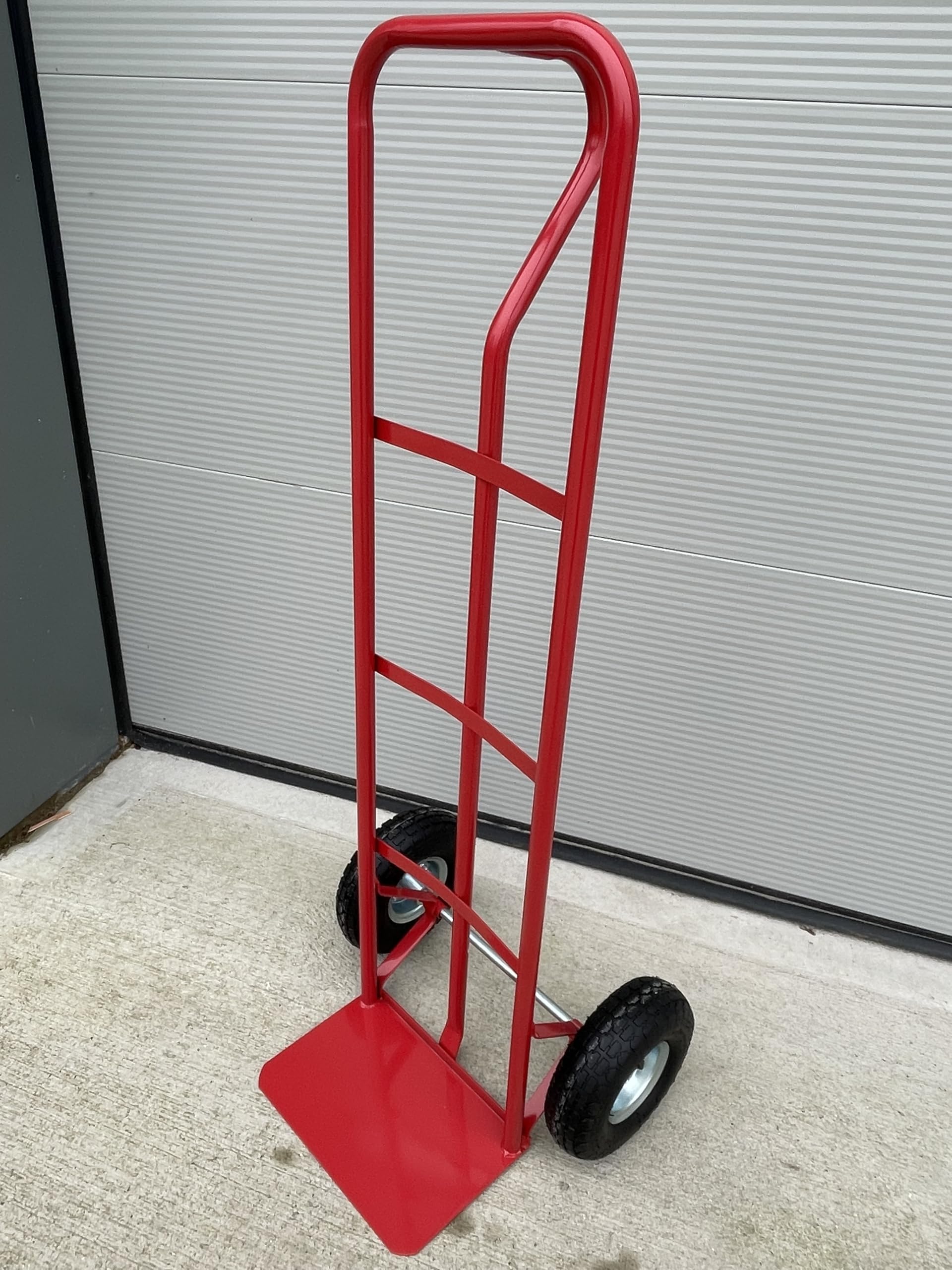 Carro rojo para manipular materiales de acero resistente, capacidad de carga de 200 kg, 2 ruedas neumáticas, 1310 mm de alto x 550 mm de ancho x 460 mm de profundidad