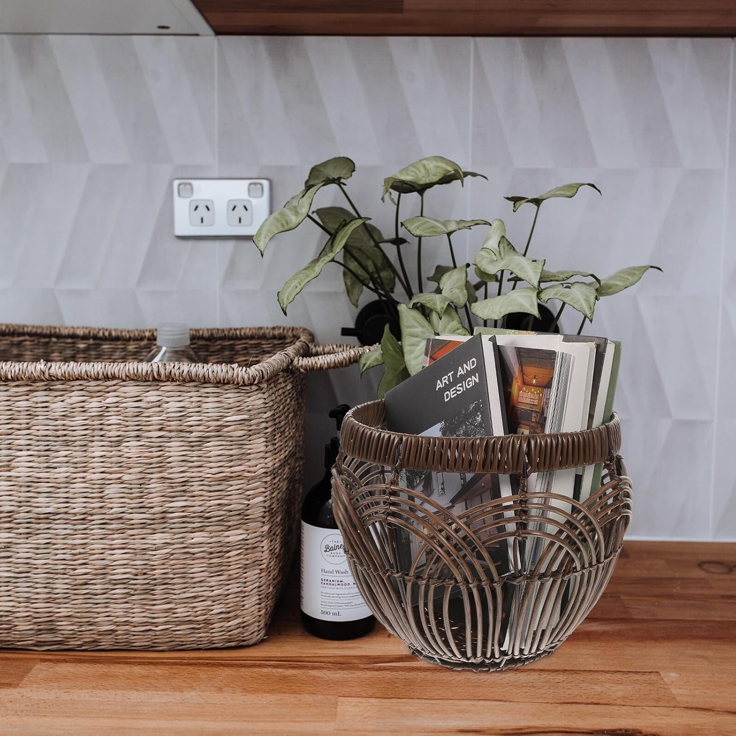 VICASKY Woven Storage Basket Household Organizer Basket Pp Tube Braided Brown 26x15x25cm for Kitchen Bathroom Storage