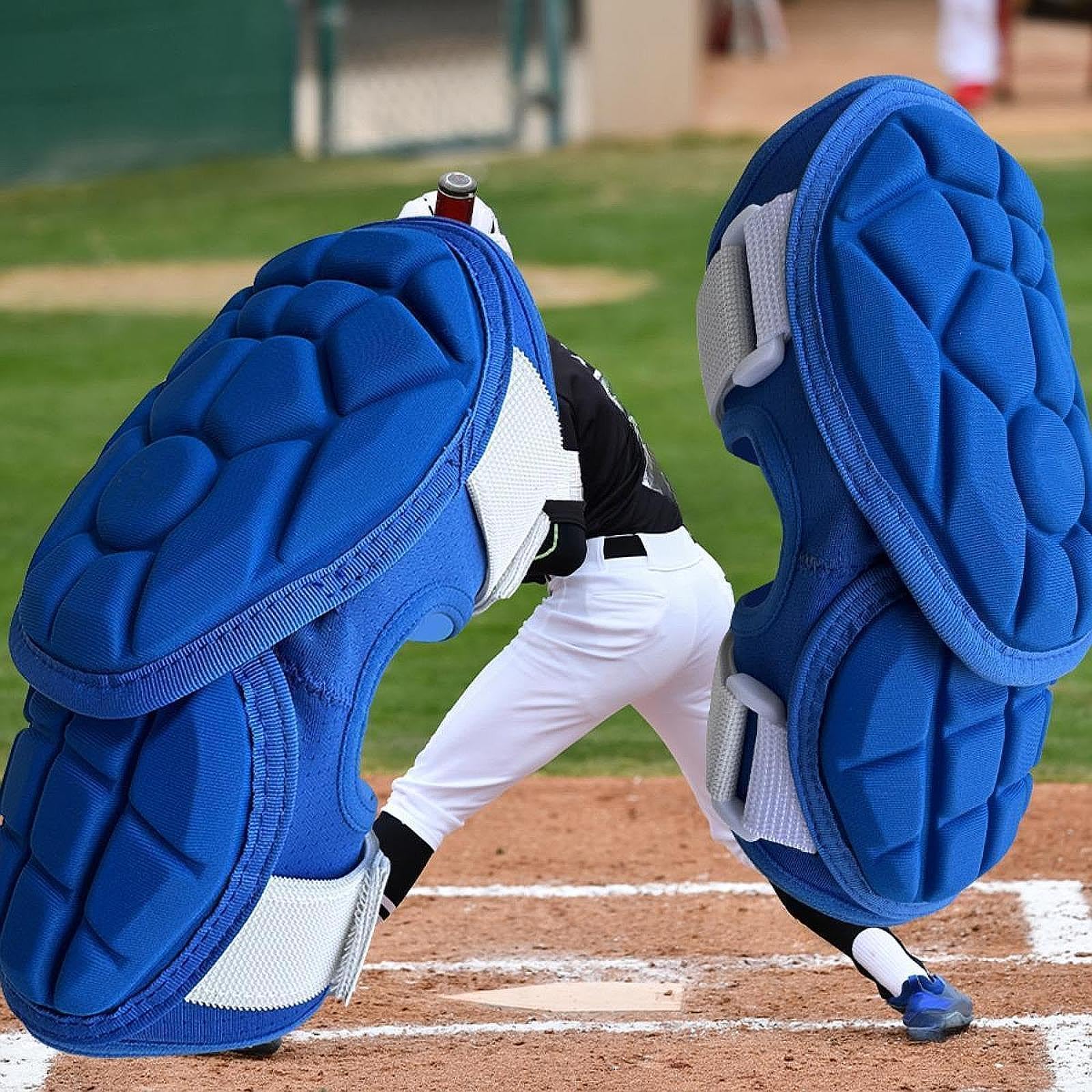 Baseball Elbow Guard mit Verstellbarem Ellenbogenpolster Ergonomischer Passform Atmungsaktivem Eva Material Und Kompaktem Unterarmschutz für Erwachsen