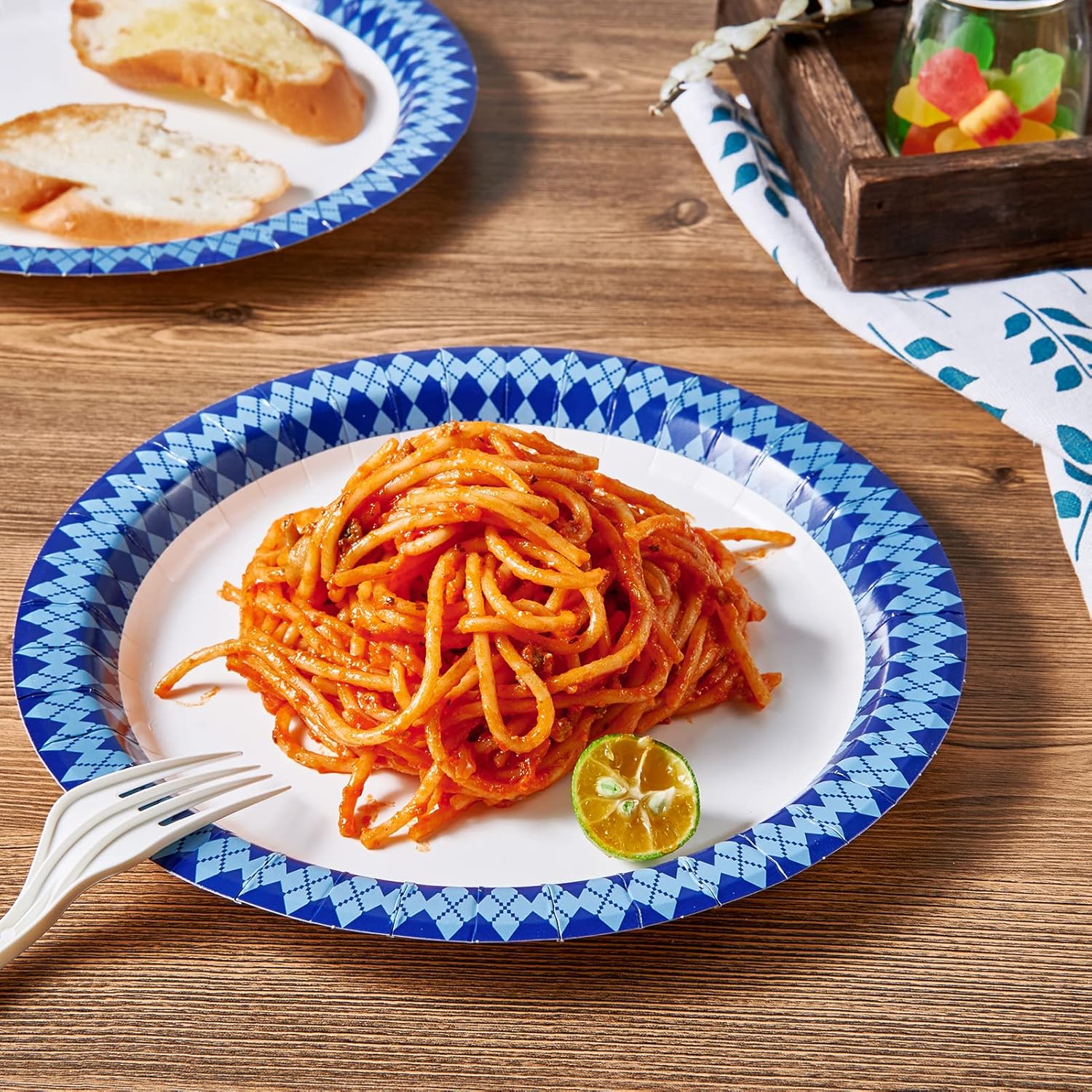 JOLLY PARTY 8.37 inch Disposable Paper Plates, 300 Count Dinner Plates, Soak Proof, Cut Proof for Everyday Use, Navy Diamond Pattern Rim Design - Image 6