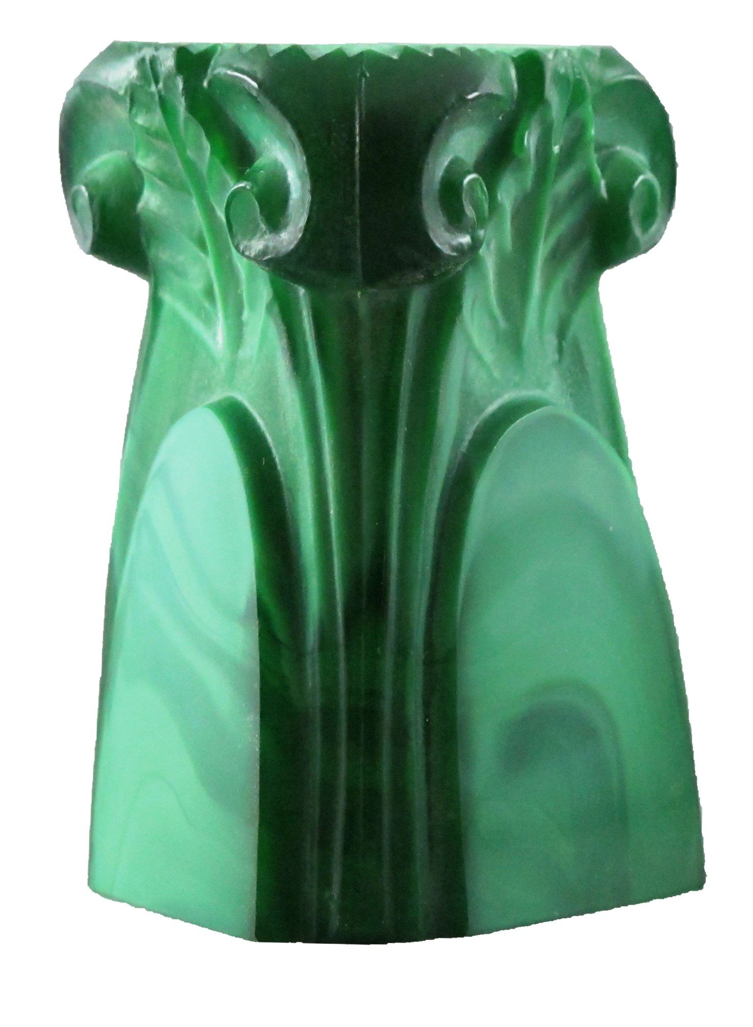 Verre en jade et affichage XXL contre le manque de lisibilité digitale