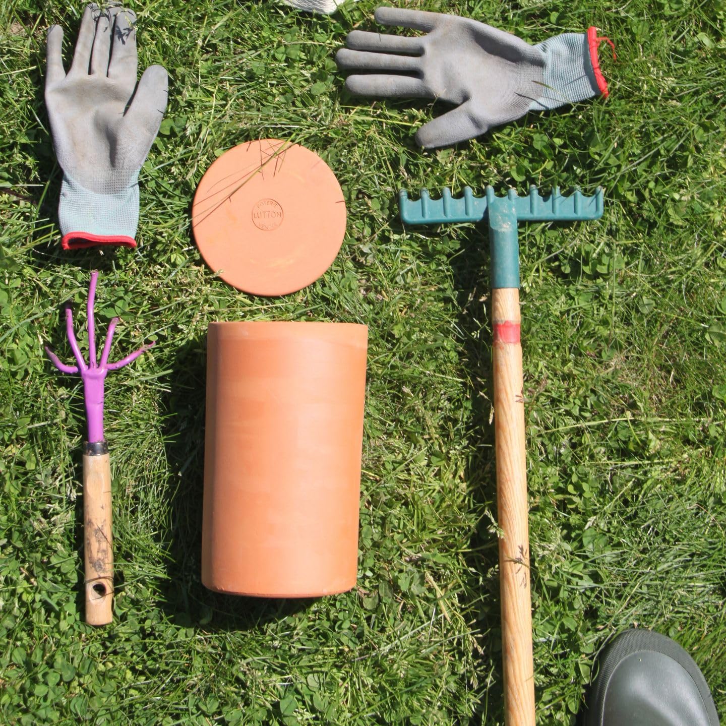 Duo Ollas Tube 2L en Terre Cuite – Fabrication Française – Arrosage Autonome Écologique pour Potager, Jardin et Plantes – Irrigation Naturelle Jusqu’à 5 Jours