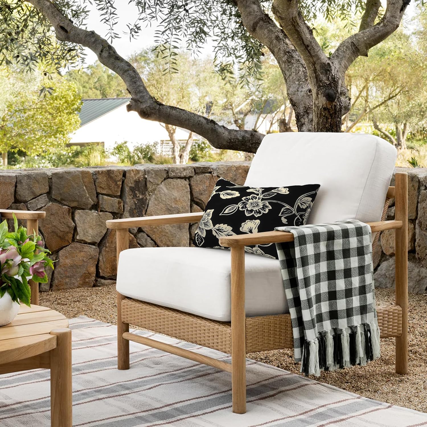 Pack of 2 Waterproof Outdoor Lumbar Pillow with Inserts, 12x20 in Rectangle Decorative Patio Throw Pillow for Home, Sofa,Bench and Patio Furniture, Vines Black