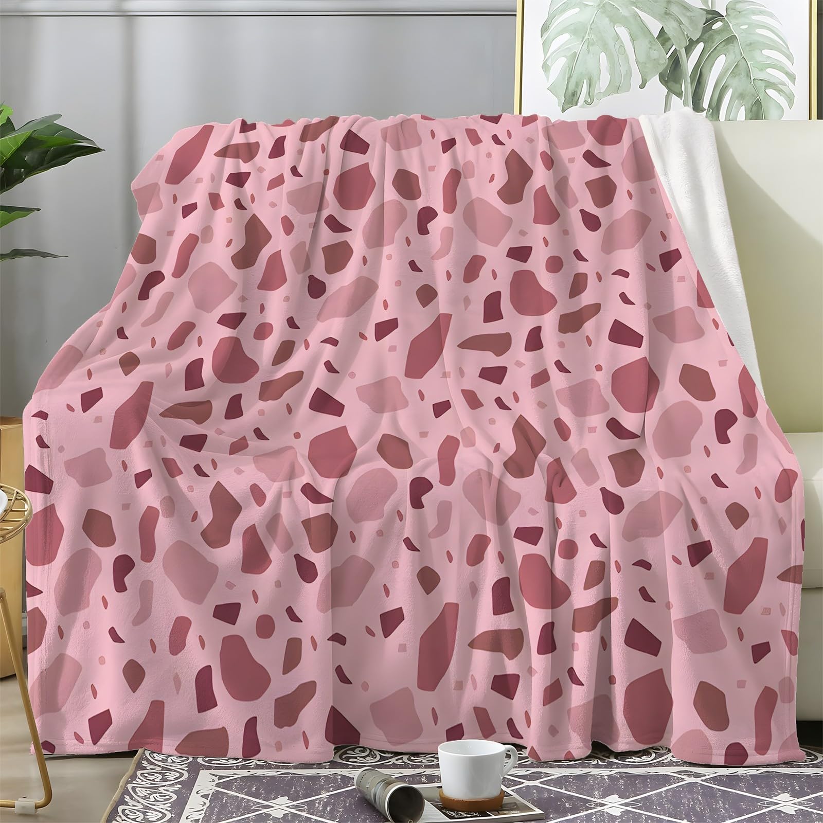 Couverture flanelle 150x200 cm rose terrazzo pour lit et canapé