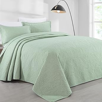 Comfort Spaces Sage Green Oversized King Quilt Set 120"x118" Bedspread Quilted Summer Lightweight Microfiber Bedding Coverlet with Double Sided Stitching Soft All Season 3 Piece with Matching Shams