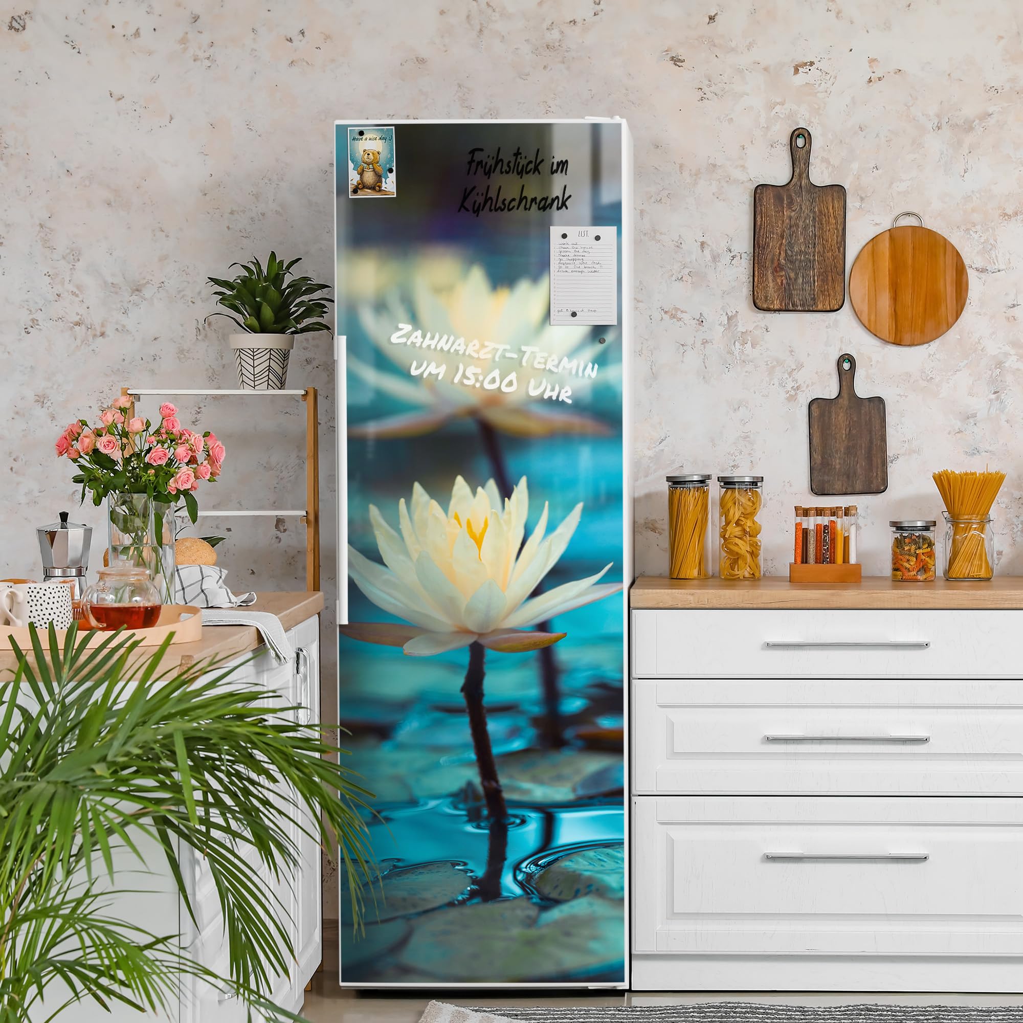 DEQORI Folia magnetyczna do lodówki 60 x 180 cm | motyw lilii wodnych | dekoracyjna mata magnetyczna ochrona przed zamrażarką | magnetyczna folia dekoracyjna samoprzylepna, magnetyczna i do pisania