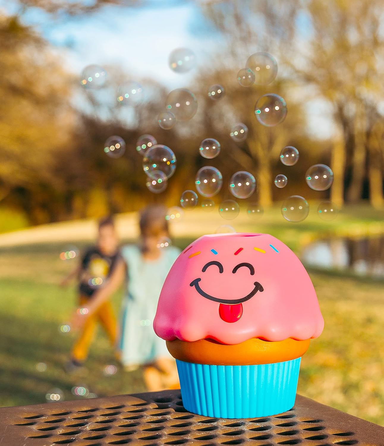 Good Banana Cupcake Bubble Machine, Cordless Automatic Bubble Maker, Blower for Kids, 2 Bottles of Solution, Indoor and Outdoor Play, Backyard, Patio, Bath Time, Big Billows of Colorful Bubbles