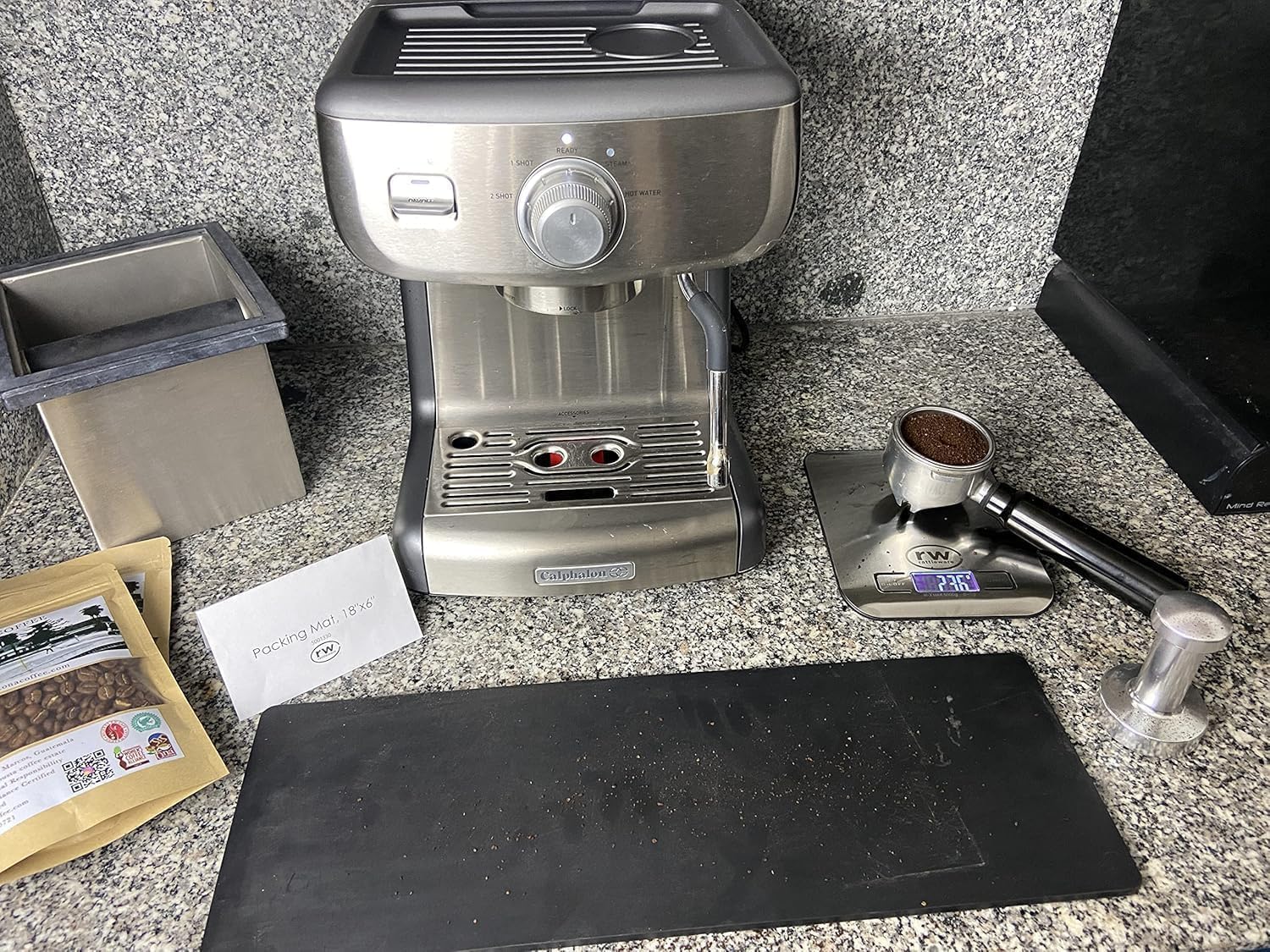 Rattleware Tappetino di alta qualità, superficie antiscivolo per espresso, resistente al calore, in gomma resistente, essenziale per cucina e bar, ideale per uso domestico e commerciale (45,7 x 15,2