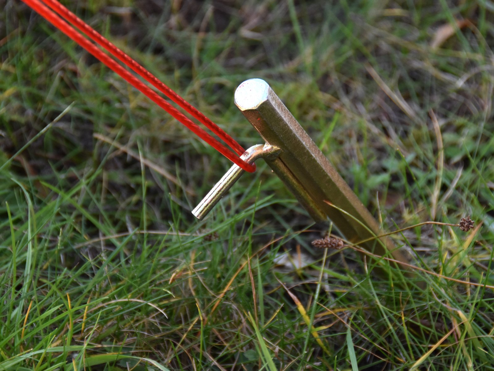Bodenanker Heringe 30cm -K&B Vertrieb- Erdnagel Erdanker Erdspieß Bauanker Nagel Zelt Zelthering 303 (15 Stück)