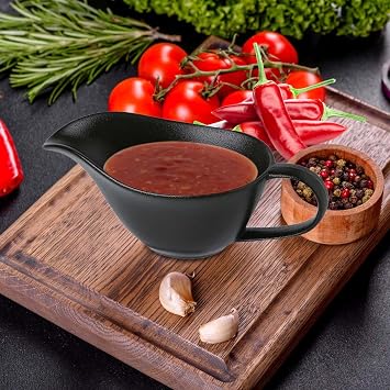 280 ml Porcelain Gravy Boat Sauce Container Sauce Container with Handle Gravy Boat with Lip Spout Serving Bowl Suitable for Gravy Cream Salad Dressings Milk Broth Gravy Juice and Cheese Dip Black