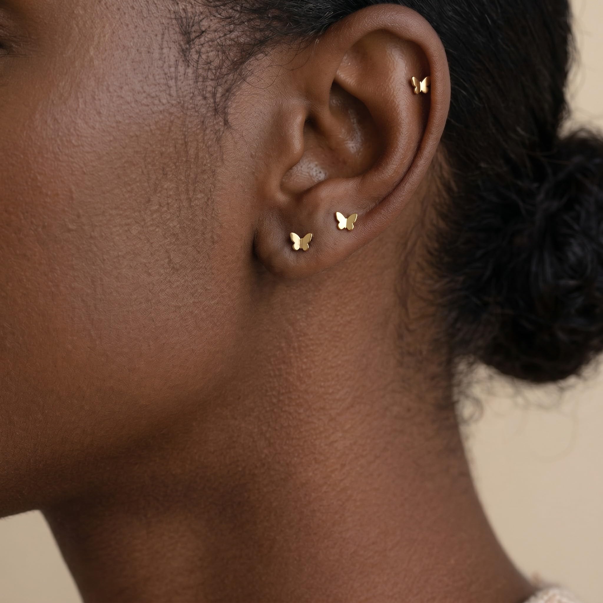 SLUYNZ 925 Plata de ley Pendientes de Mariposa Diminuta para Mujeres Cielo Giles Pequeños Pendientes de Tachuelas