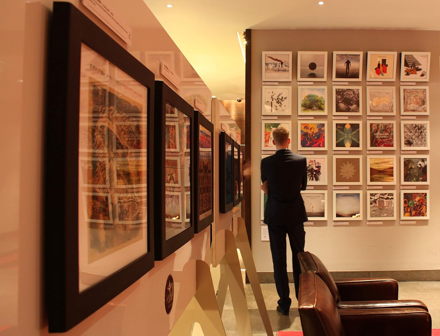 Art Vinyl Play & Display 12″ Vinyl Record Frame – UV-Resistant Wall-Mount LP Frame, Front-Loading Record Holder & Album Cover Display, White