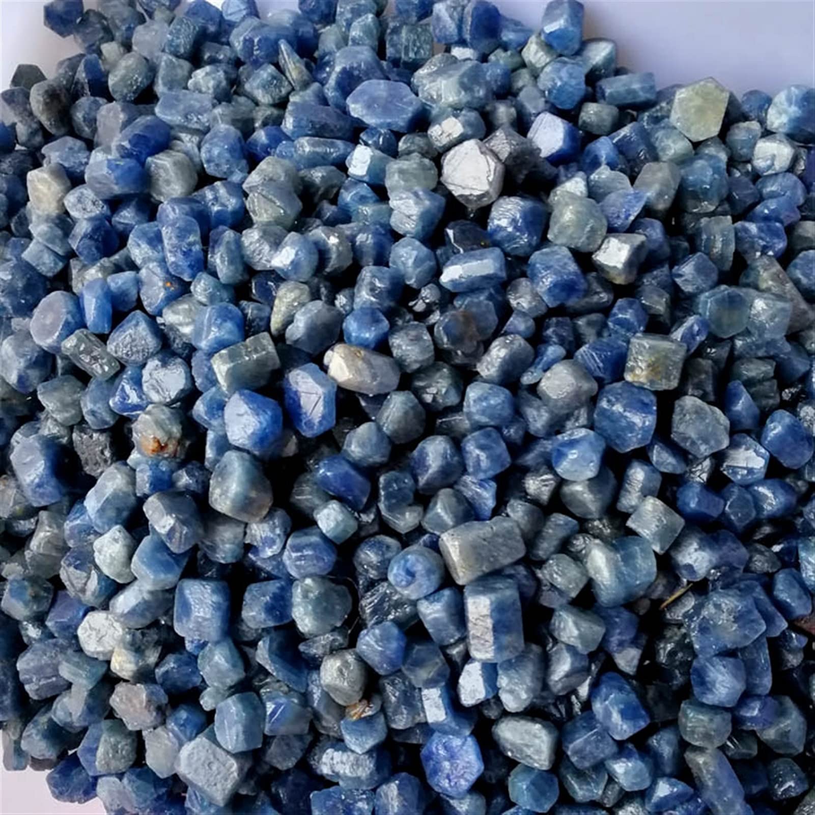 Real Raro 3-9MM Natural sin Calentar Azul Zafiro corindón faceta áspera espécimen Mnerals curación Acuario Grava pecera Piedras Inicio Colecciones (Size : 100g)