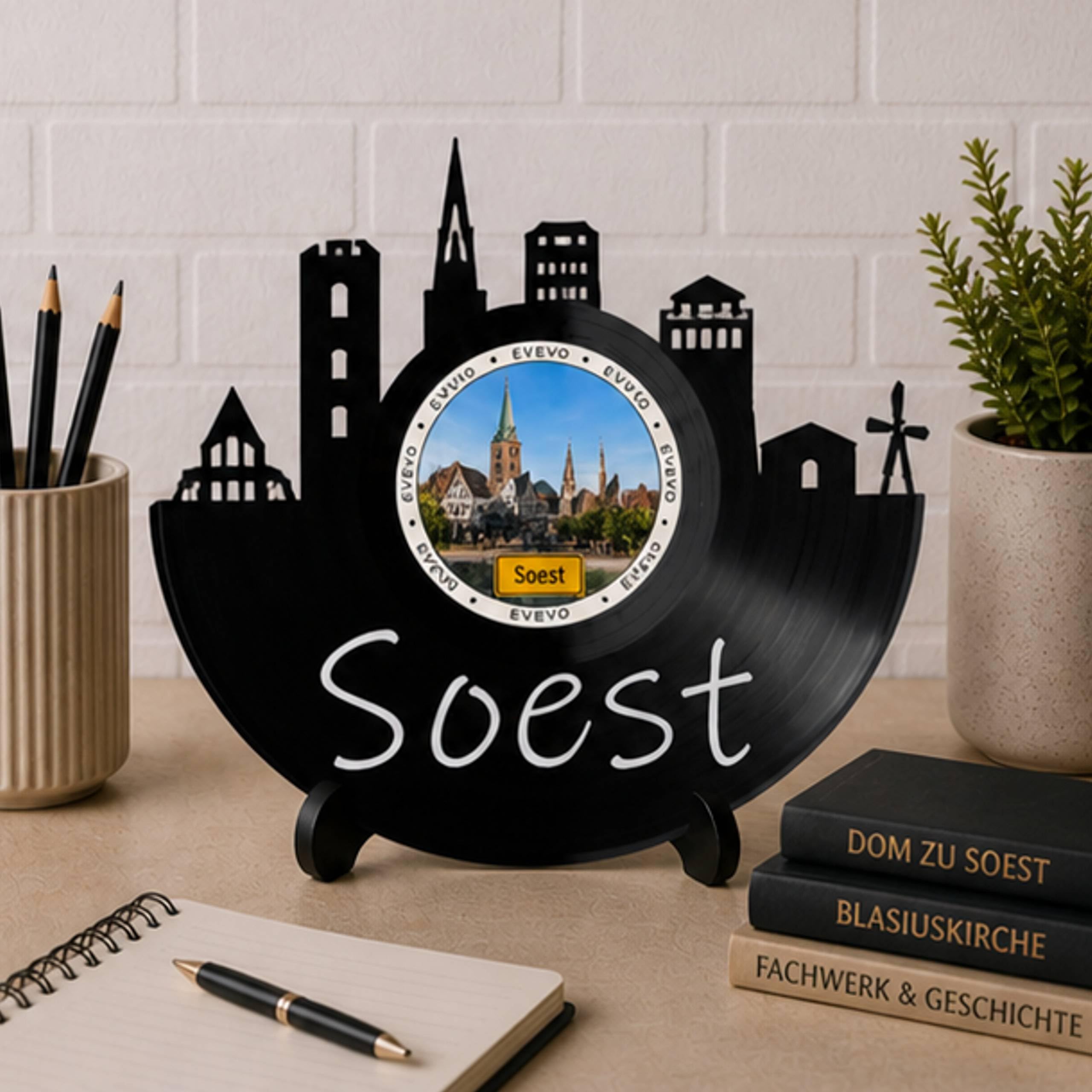 EVEVO D0069 - Decorazione da parete in vinile, soggetto: skyline della Westfalia, regalo per gli appassionati di Soest, Città Hansestad, amanti della pietra arenaria verde