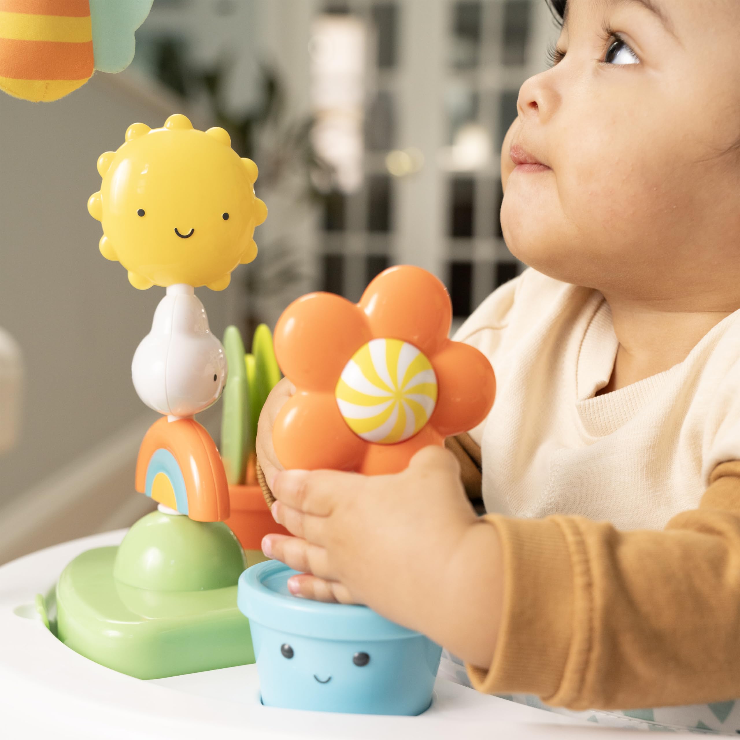 Ingenuity 6-in-1 Baby-Spielcenter Multifunktionales Aktivitäts-Jumperoo Spielgym Spielhaus Spieltisch Natur-Thema 0-24 Monate